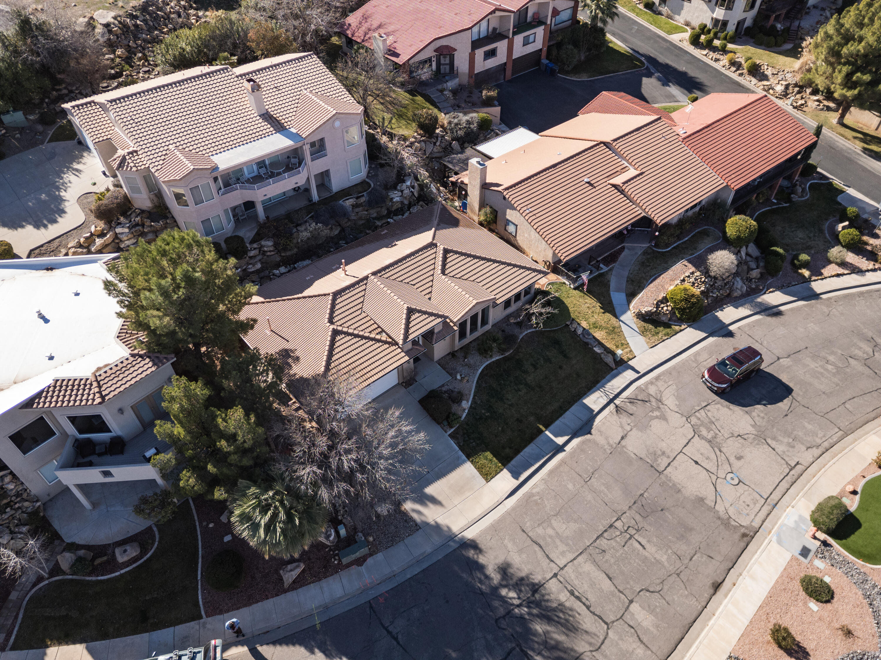 MIRAGE ESTATES - Residential