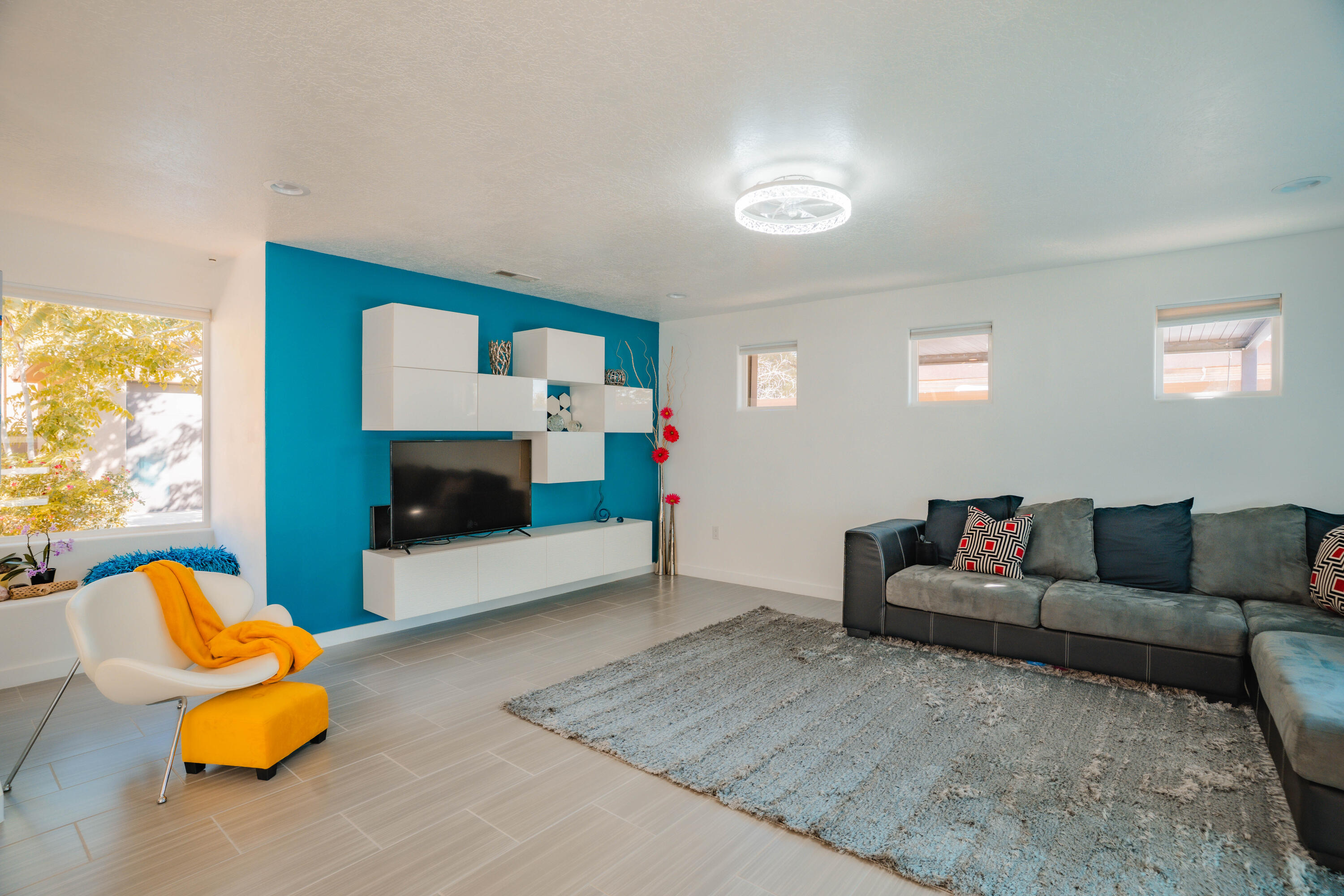 CANYON CLIFF - Residential