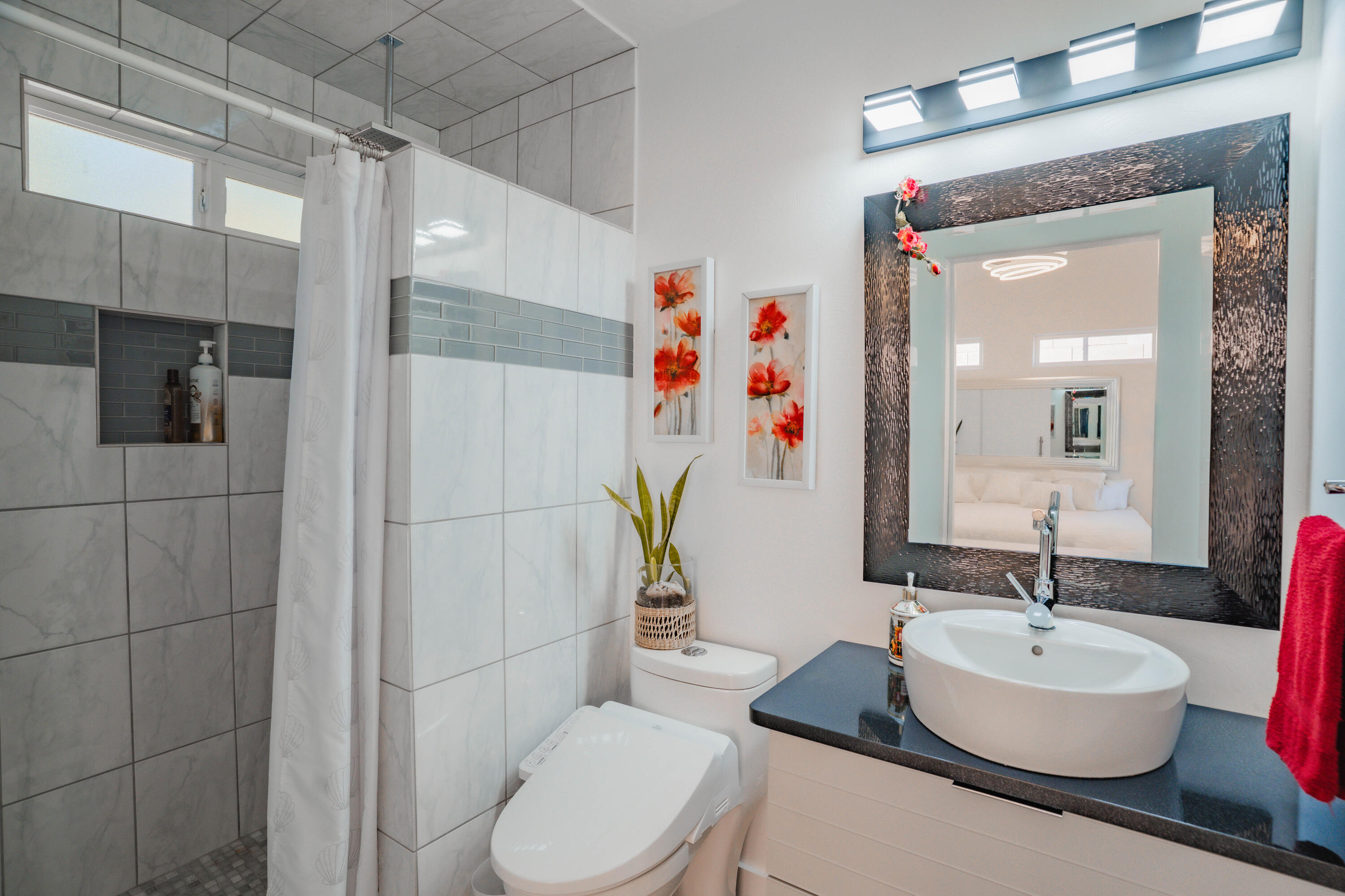 CANYON CLIFF - Residential