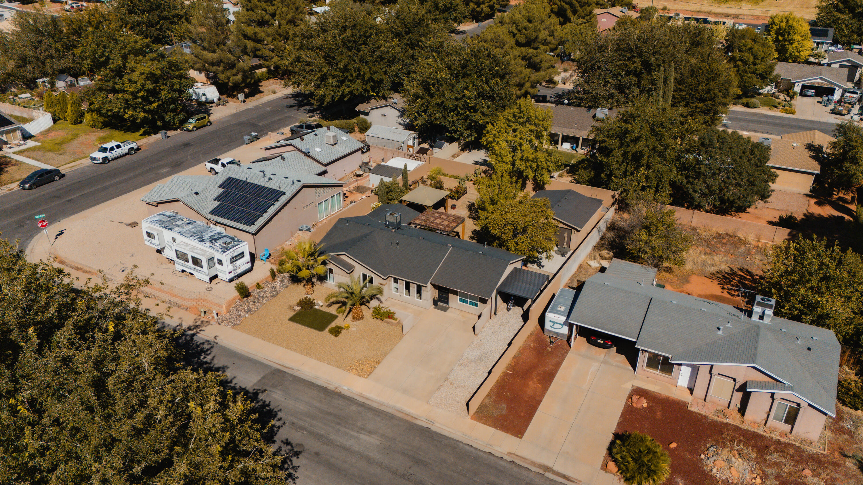 CANYON CLIFF - Residential