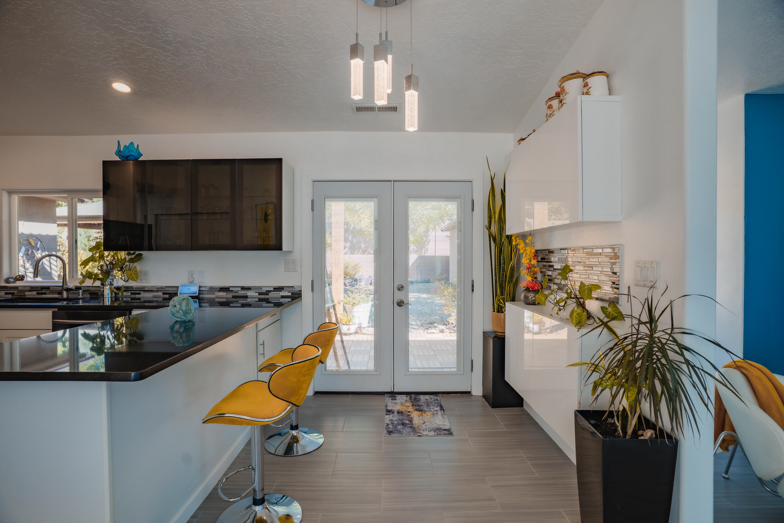 CANYON CLIFF - Residential