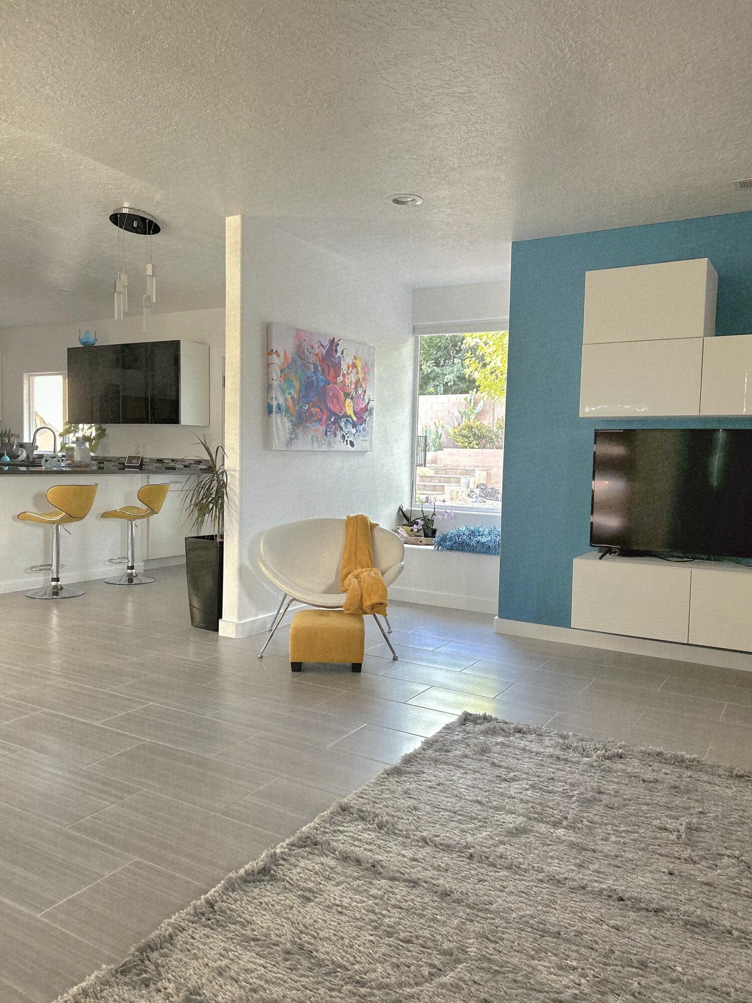 CANYON CLIFF - Residential