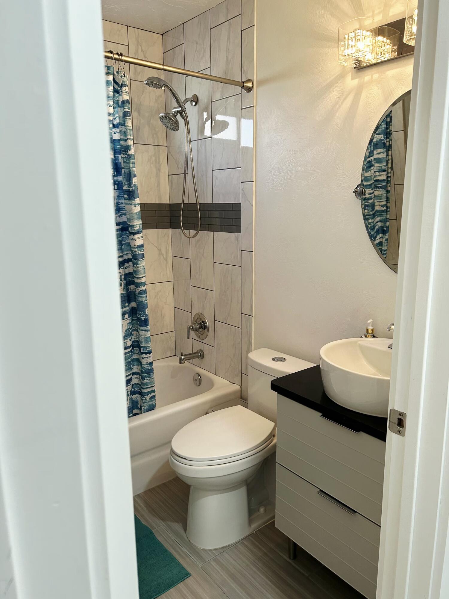 CANYON CLIFF - Residential