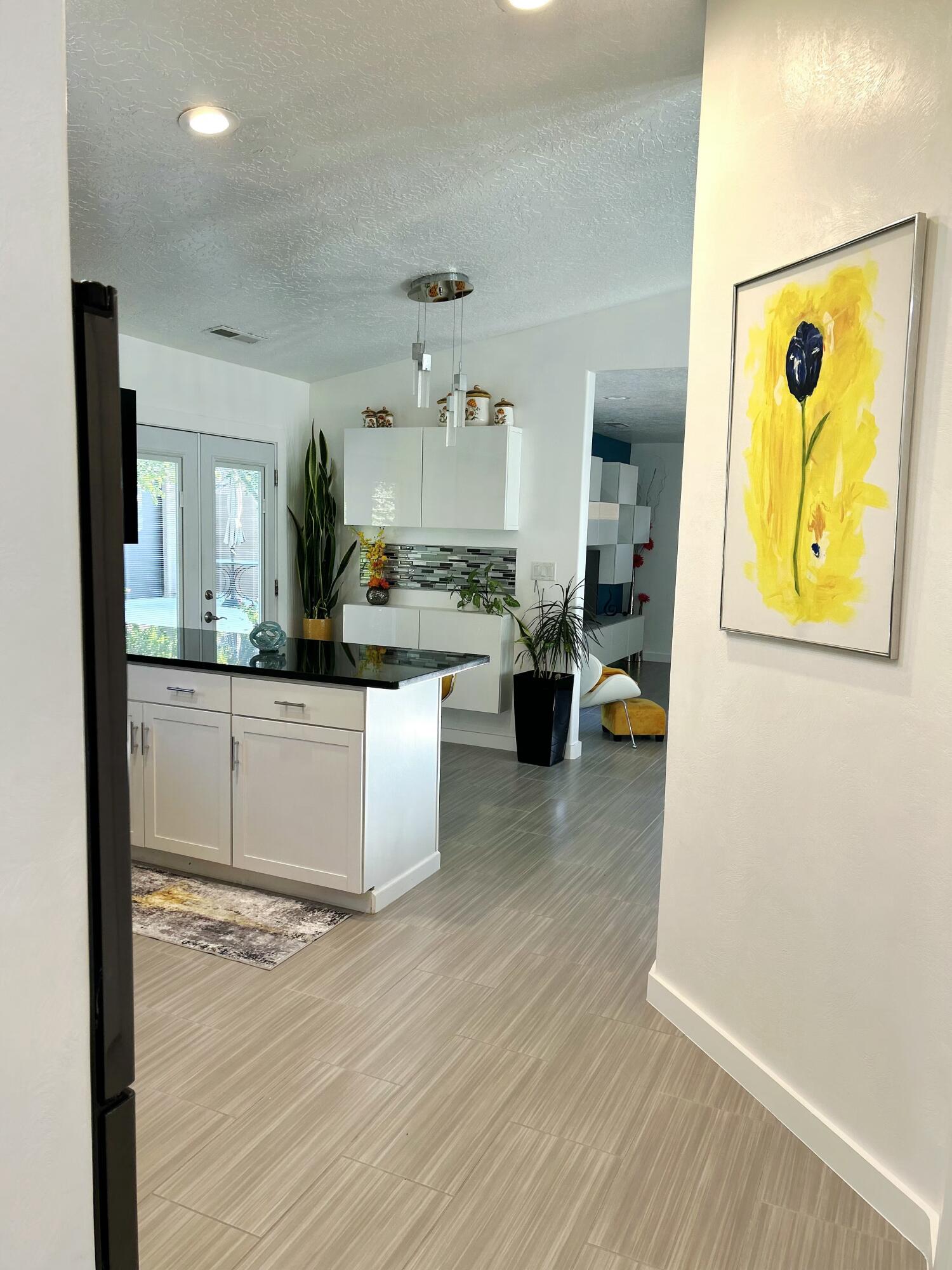 CANYON CLIFF - Residential