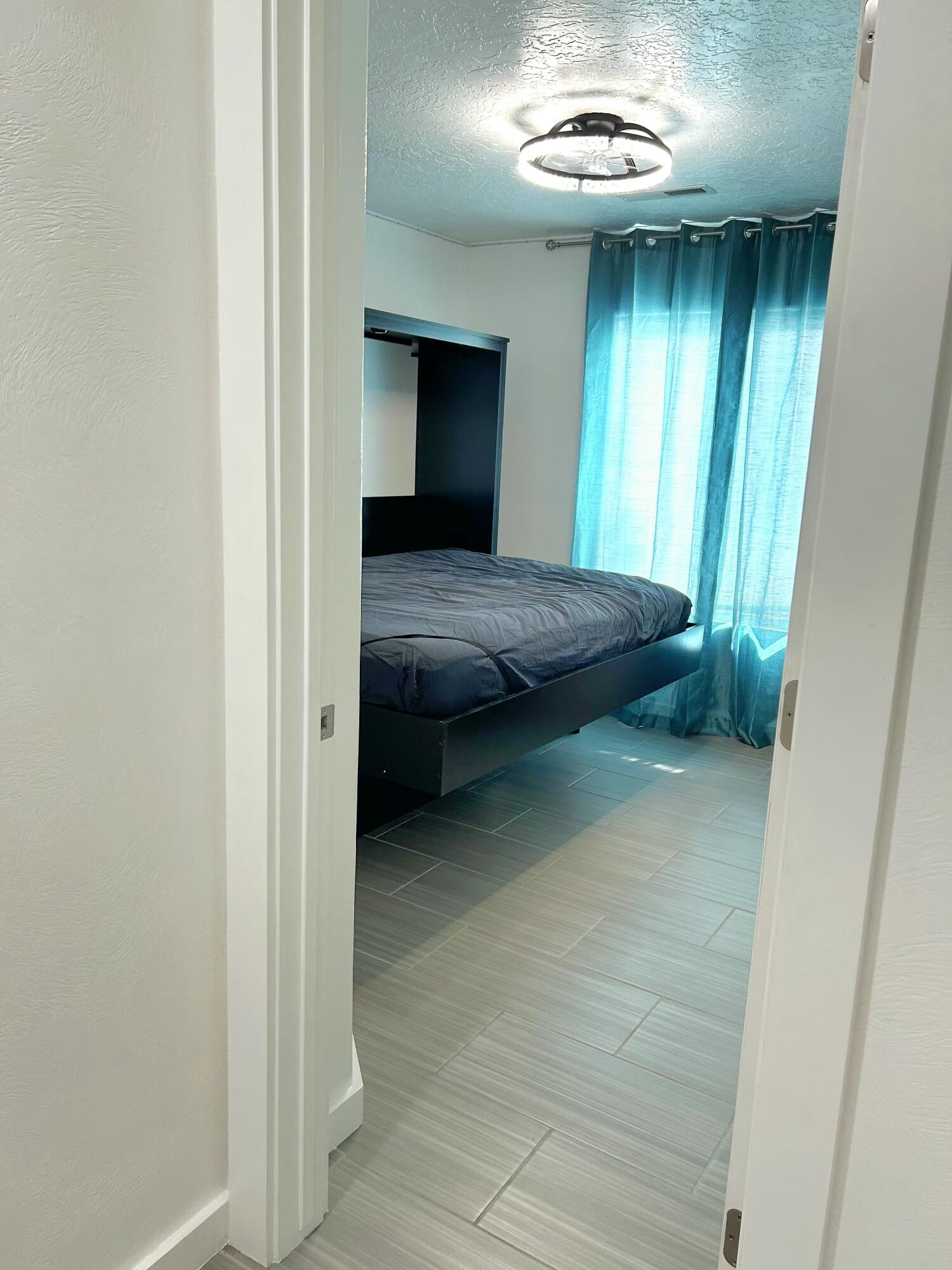 CANYON CLIFF - Residential