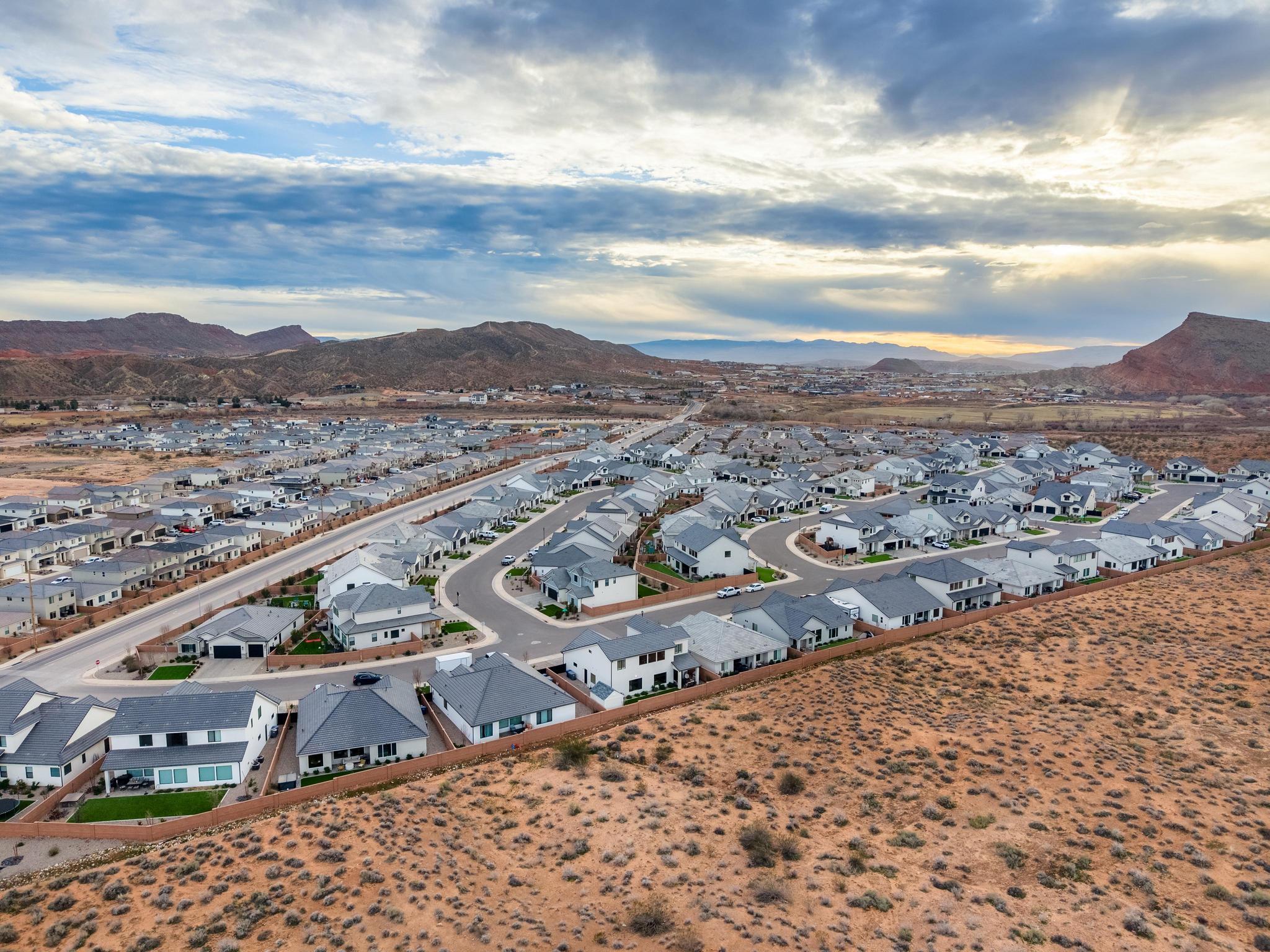 RED MESA AT SUNRISE VALLEY - Residential