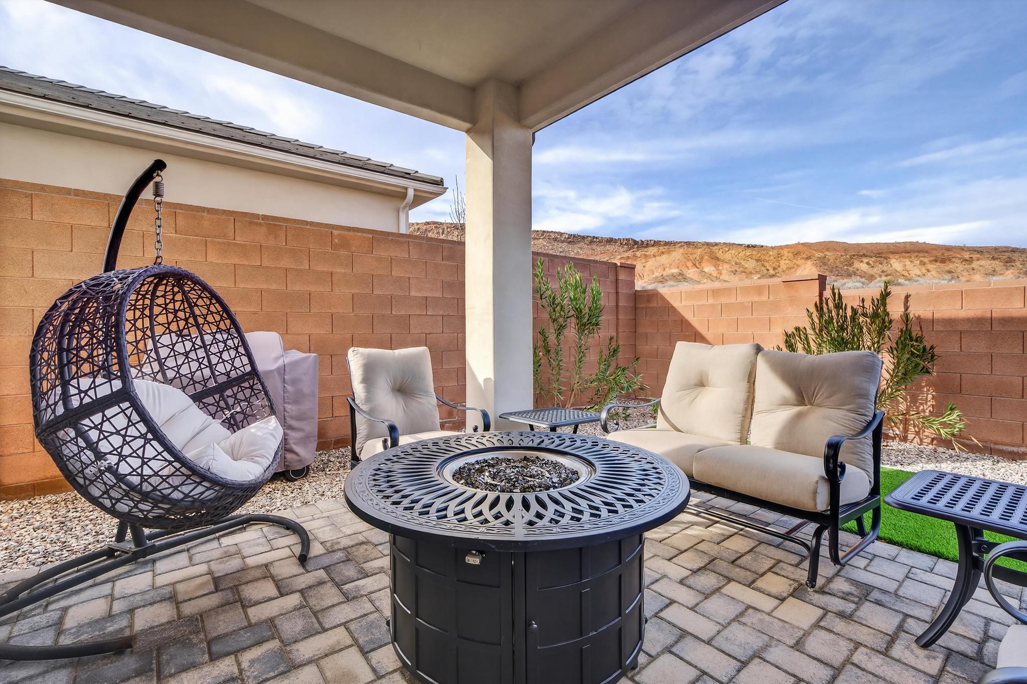 RED MESA AT SUNRISE VALLEY - Residential