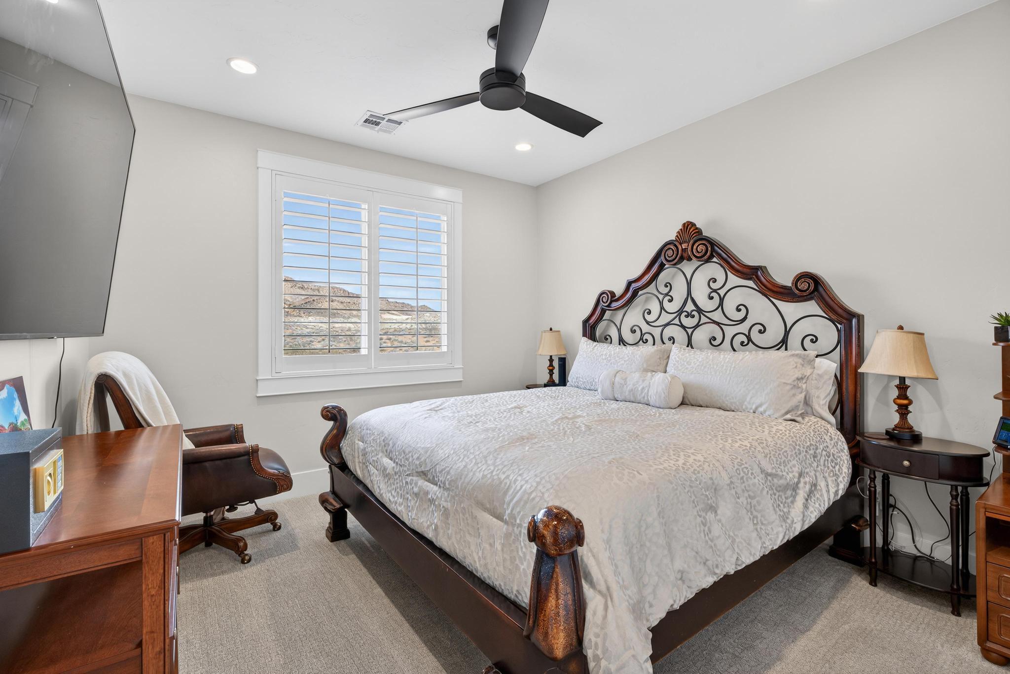 RED MESA AT SUNRISE VALLEY - Residential