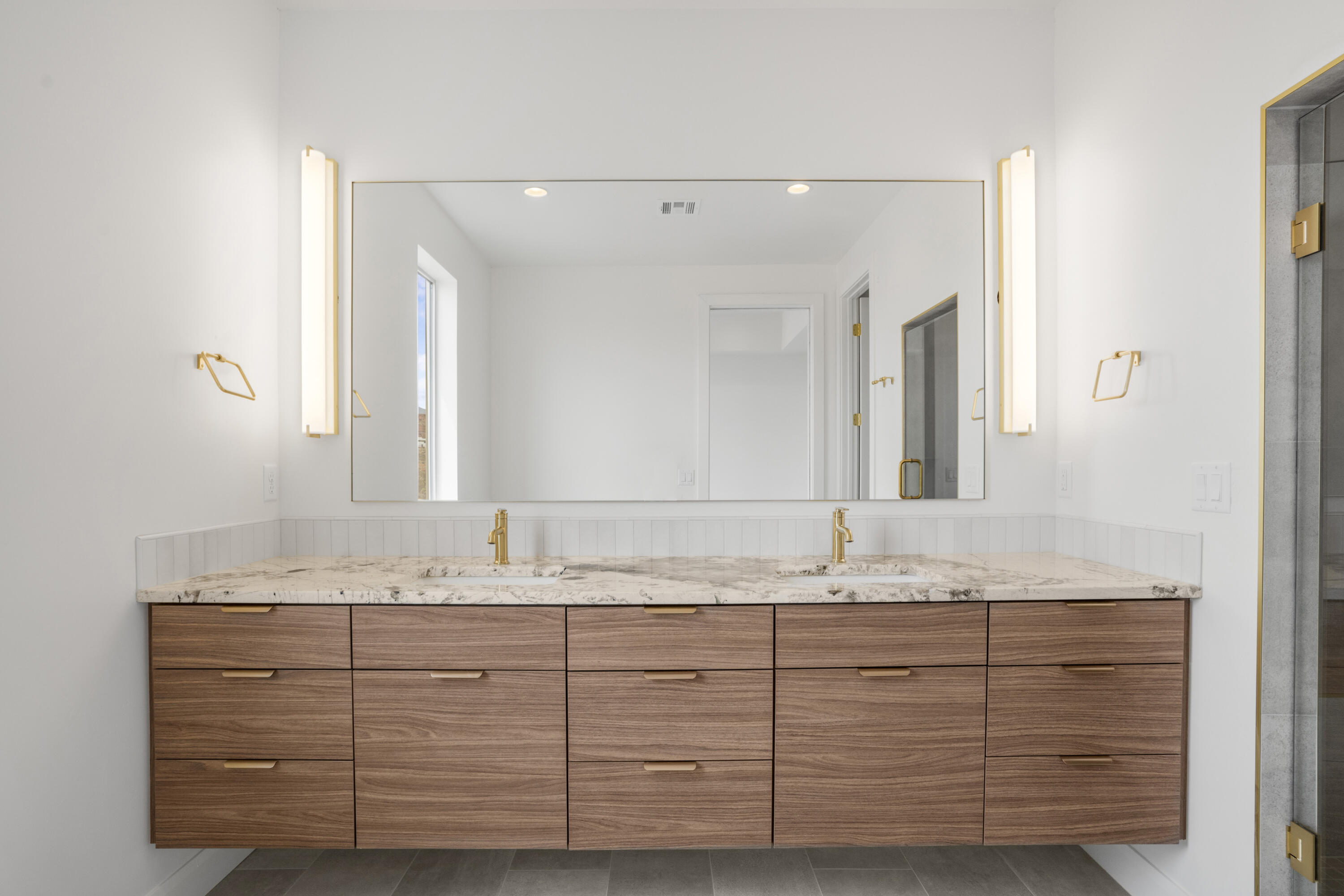 MANGATA TOWNHOMES - Residential