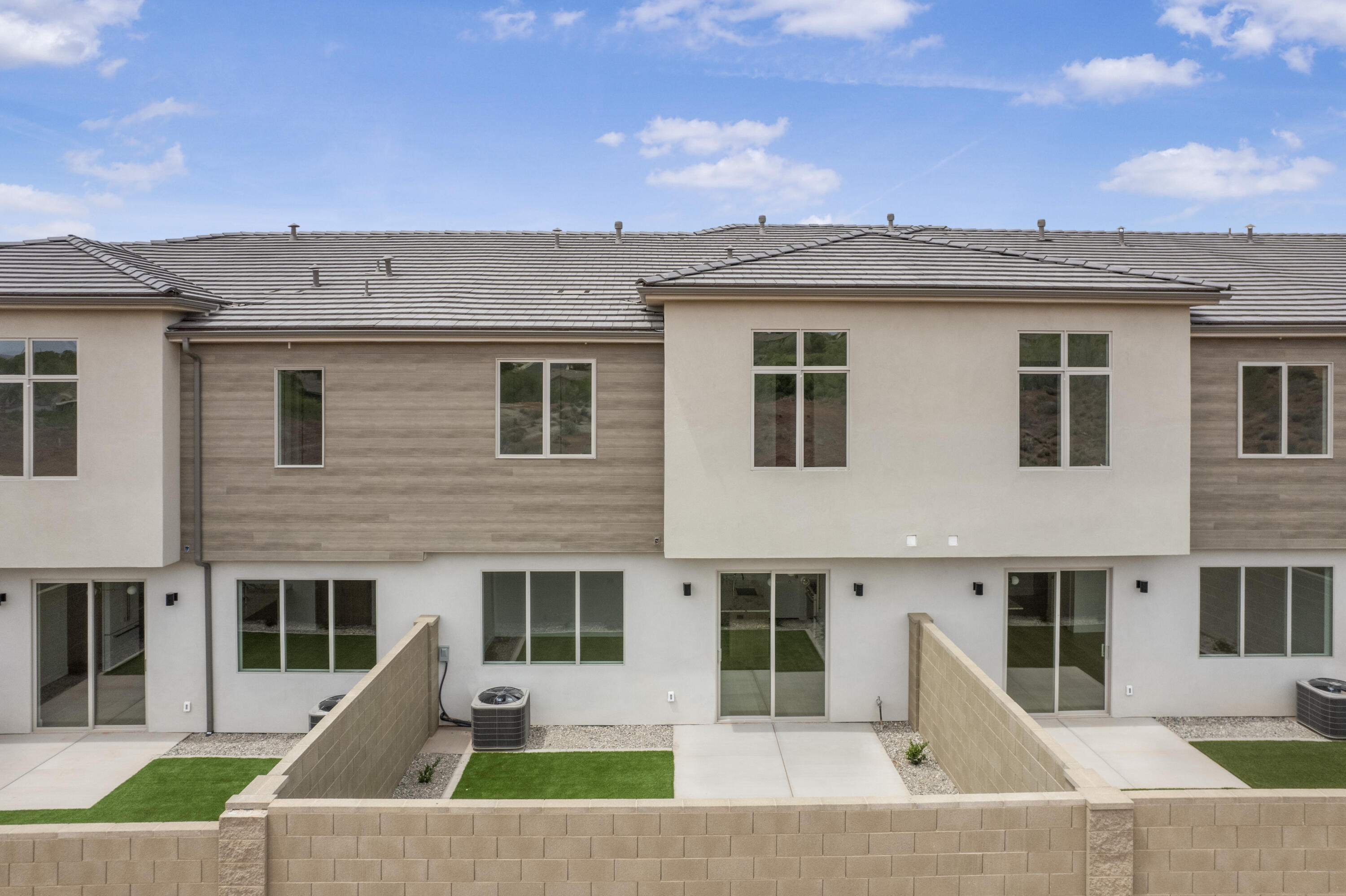 MANGATA TOWNHOMES - Residential