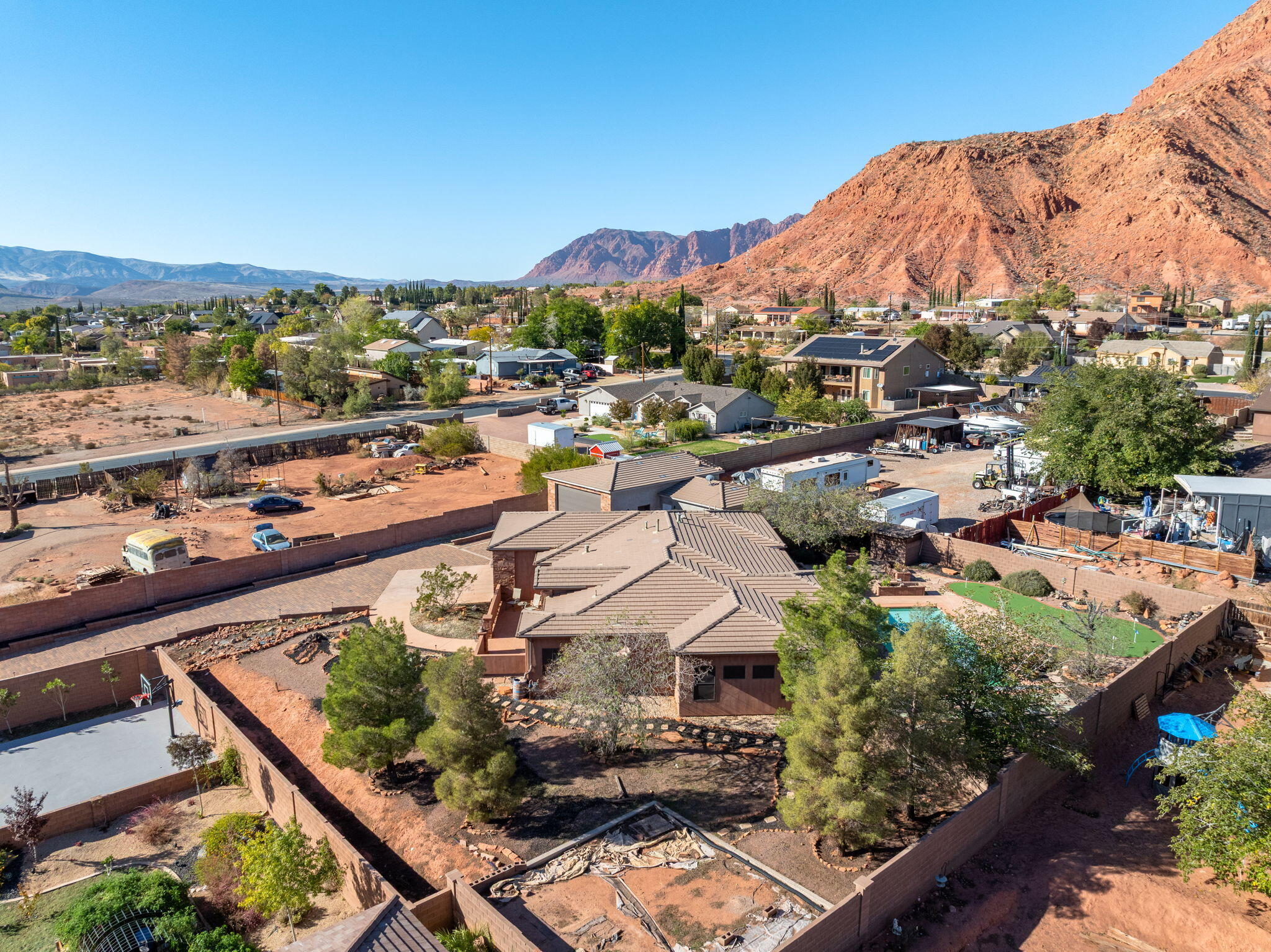 IVINS TOWNSITE - Residential