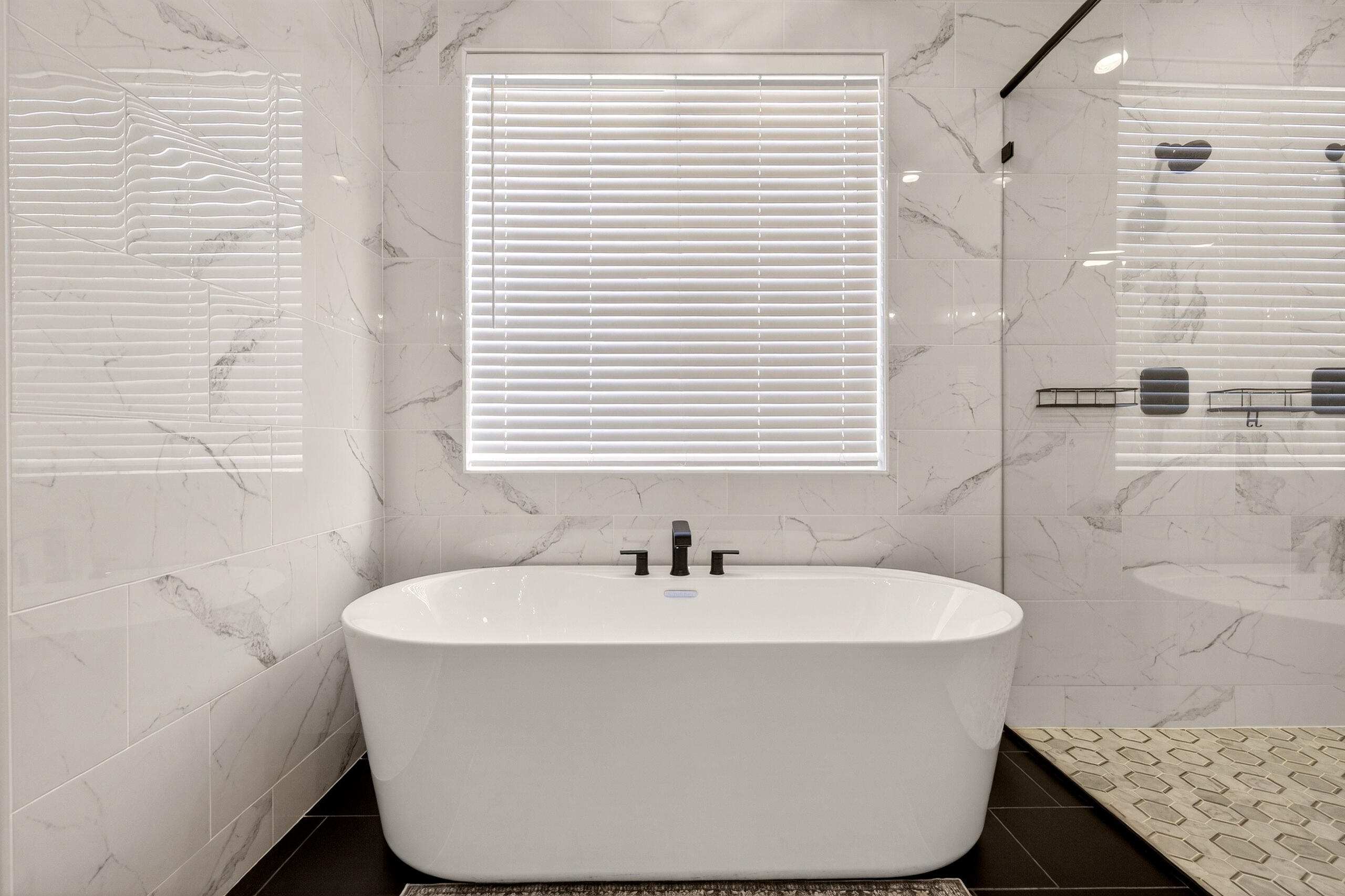 RUSTED HILLS - Residential