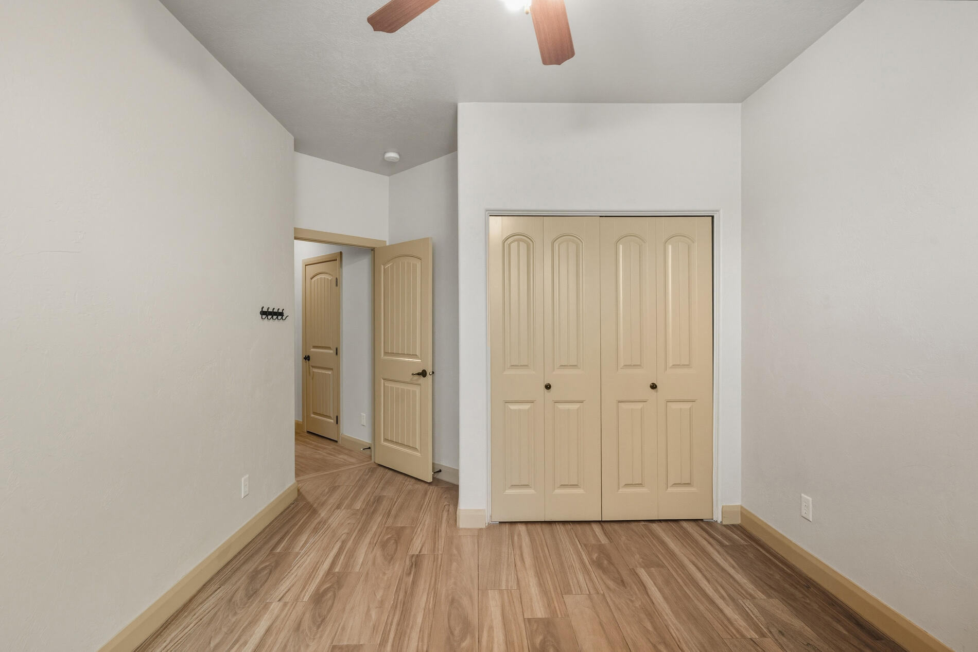 SHADOW CANYONS OF IVINS - Residential