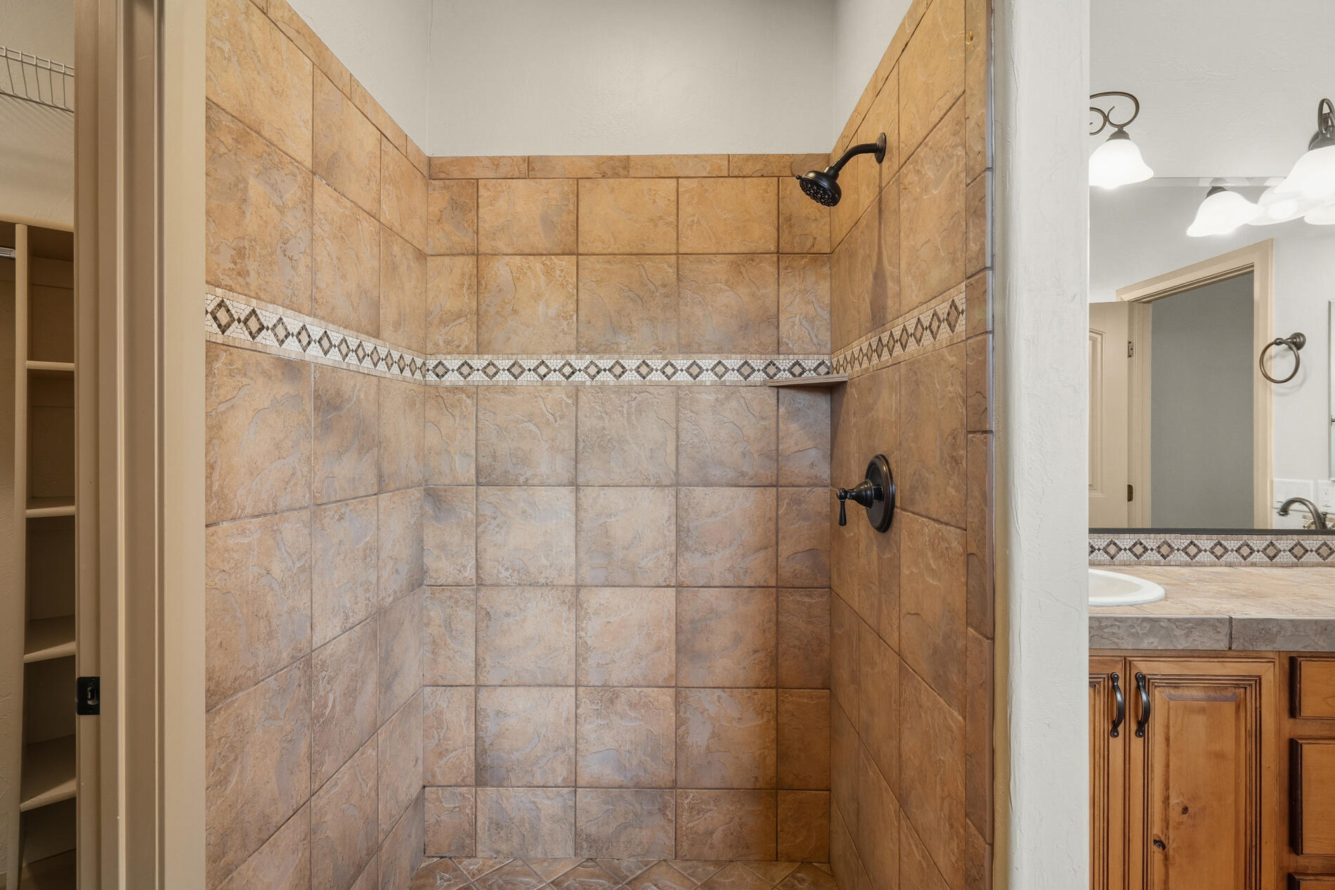 SHADOW CANYONS OF IVINS - Residential