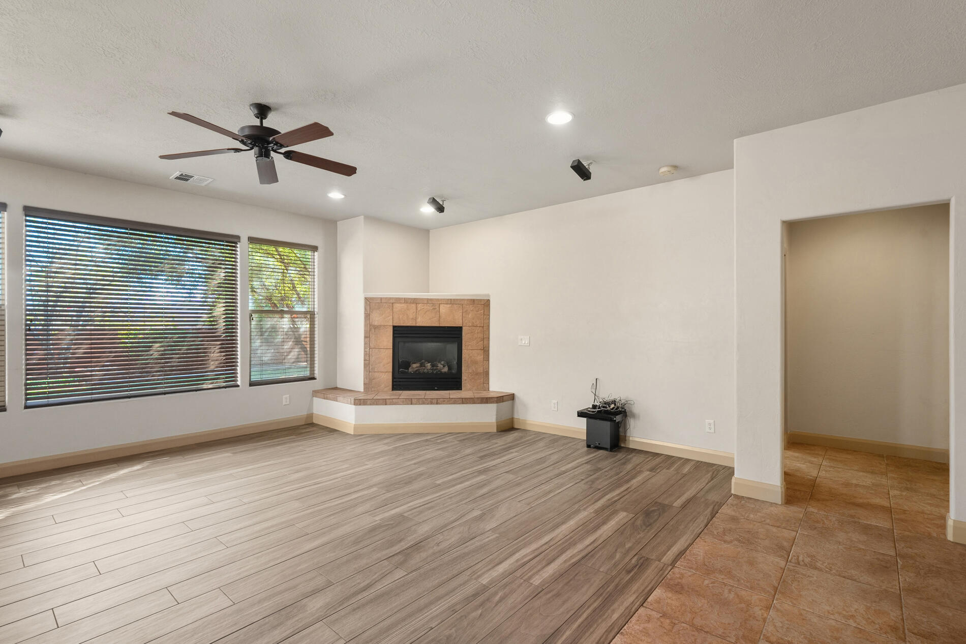 SHADOW CANYONS OF IVINS - Residential