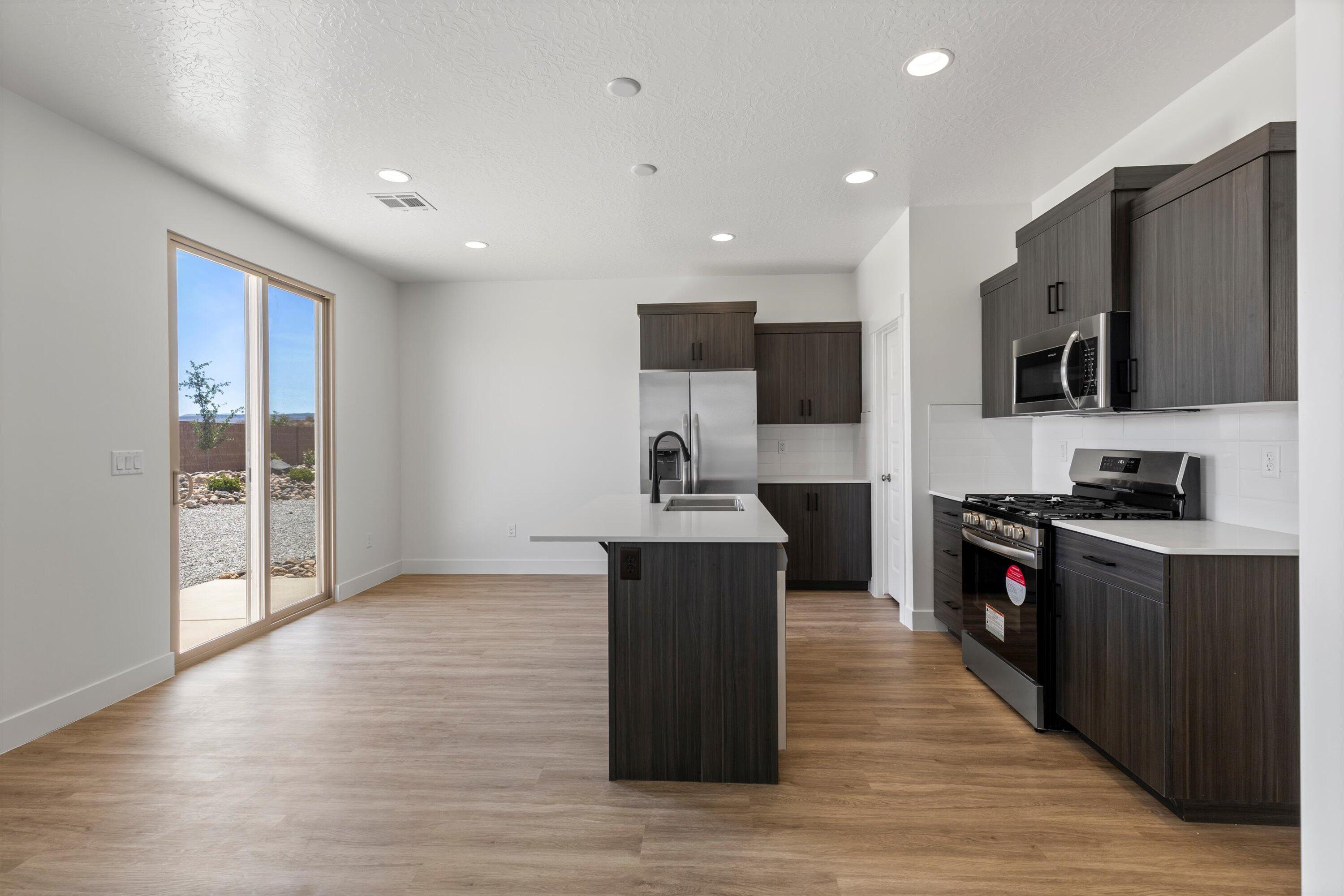 DESERT PROVIDENCE - Residential