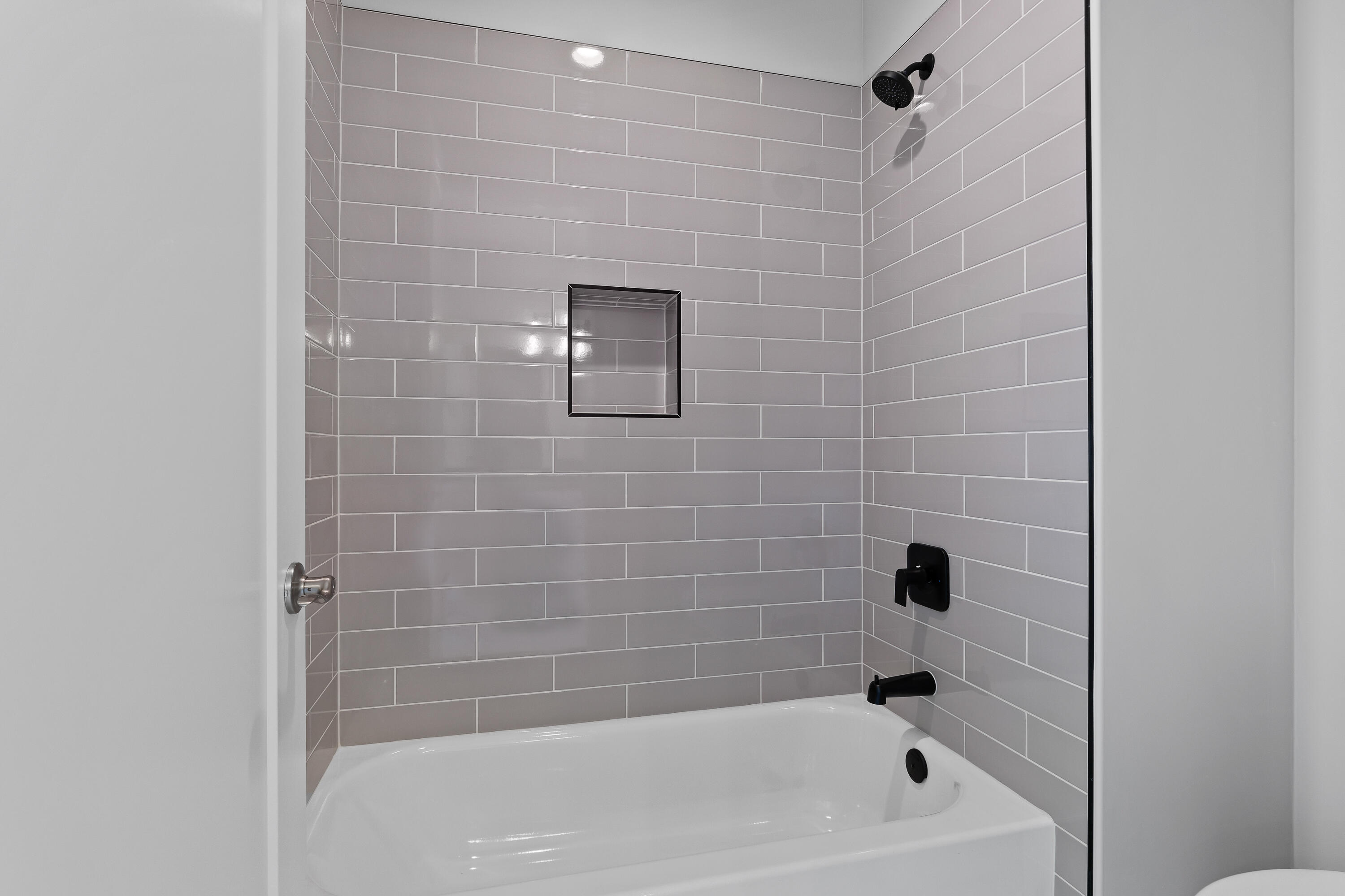 RED SLATE ESTATES - Residential