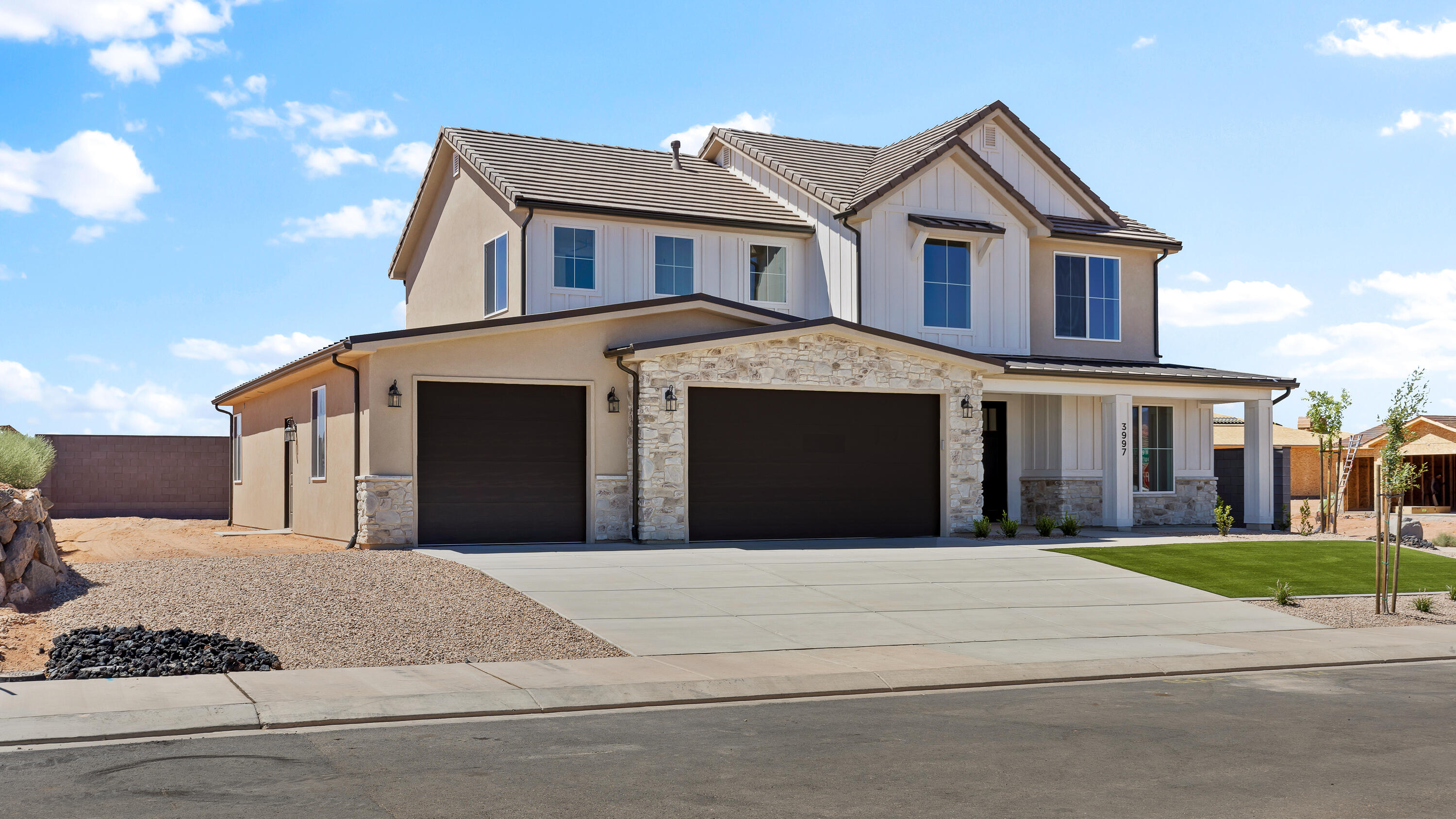 RED SLATE ESTATES - Residential