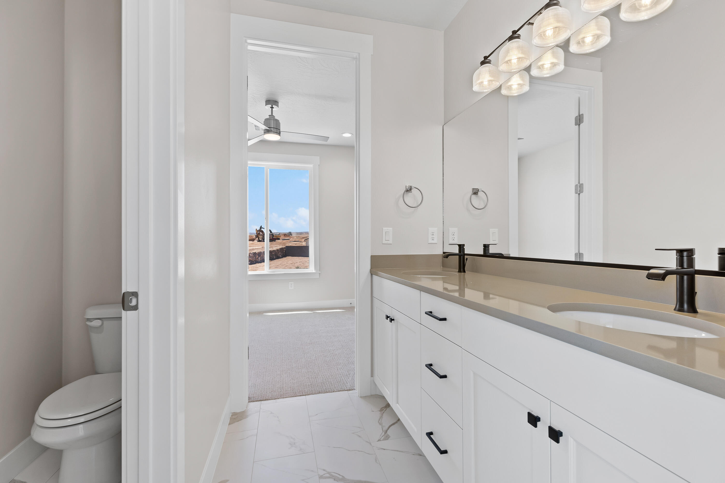 RED SLATE ESTATES - Residential