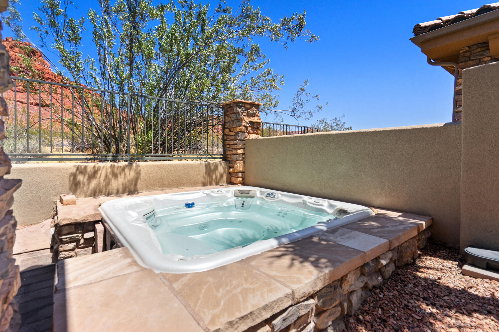 VERMILION CLIFFS - Residential