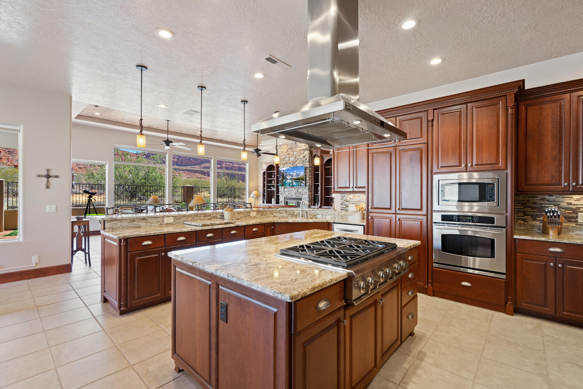 VERMILION CLIFFS - Residential