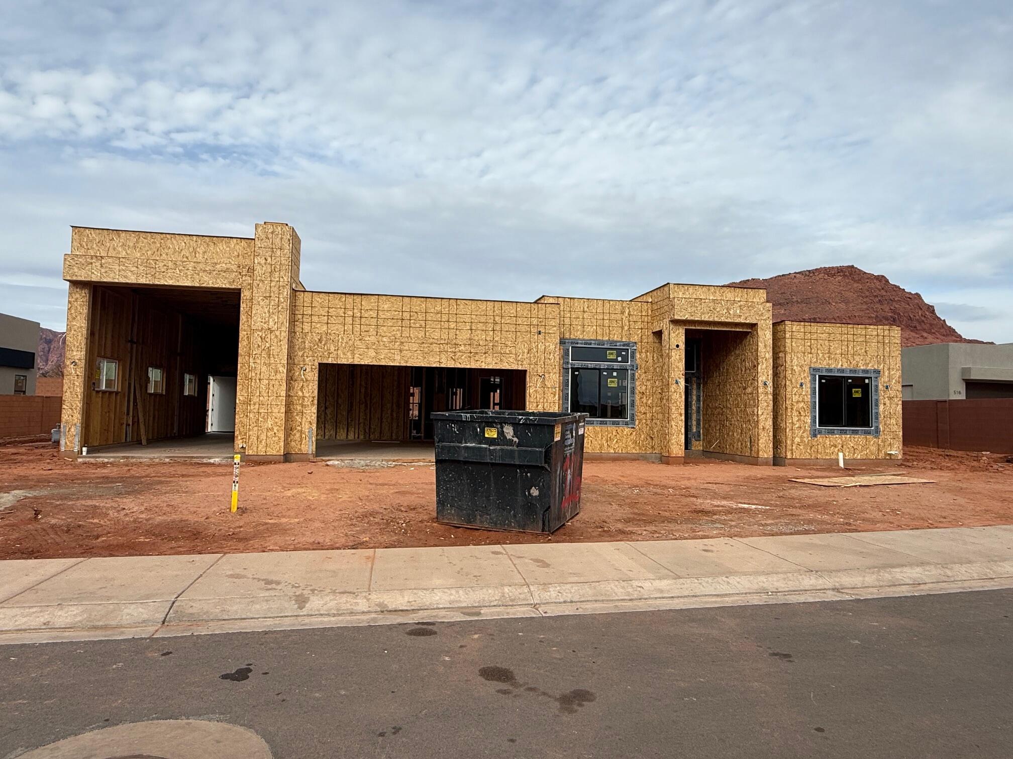 ONYX VALLEY - Residential