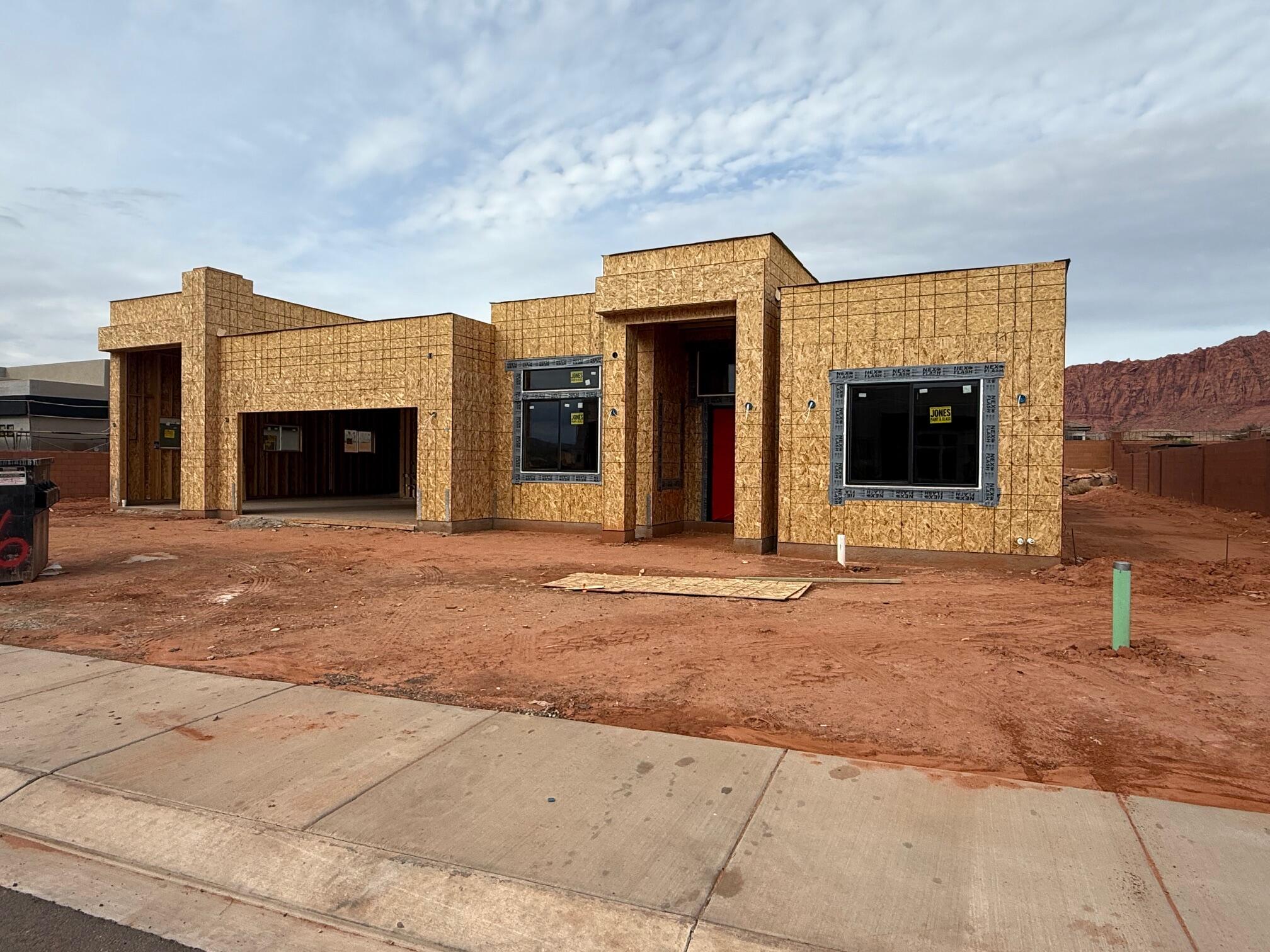 ONYX VALLEY - Residential