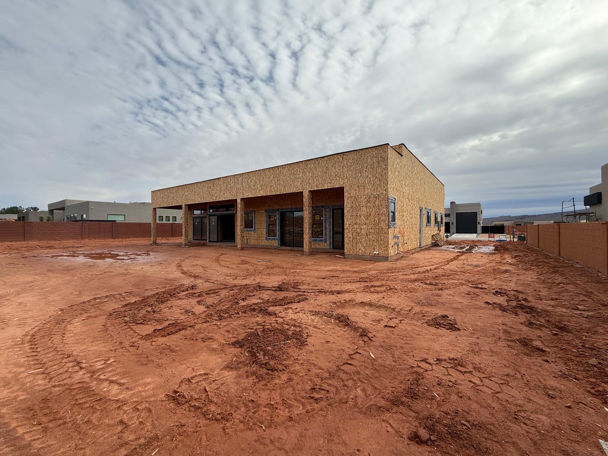 ONYX VALLEY - Residential