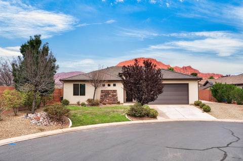 Tiny photo for 11 E 640 S, Ivins, UT 84738 (MLS # 26-275975)