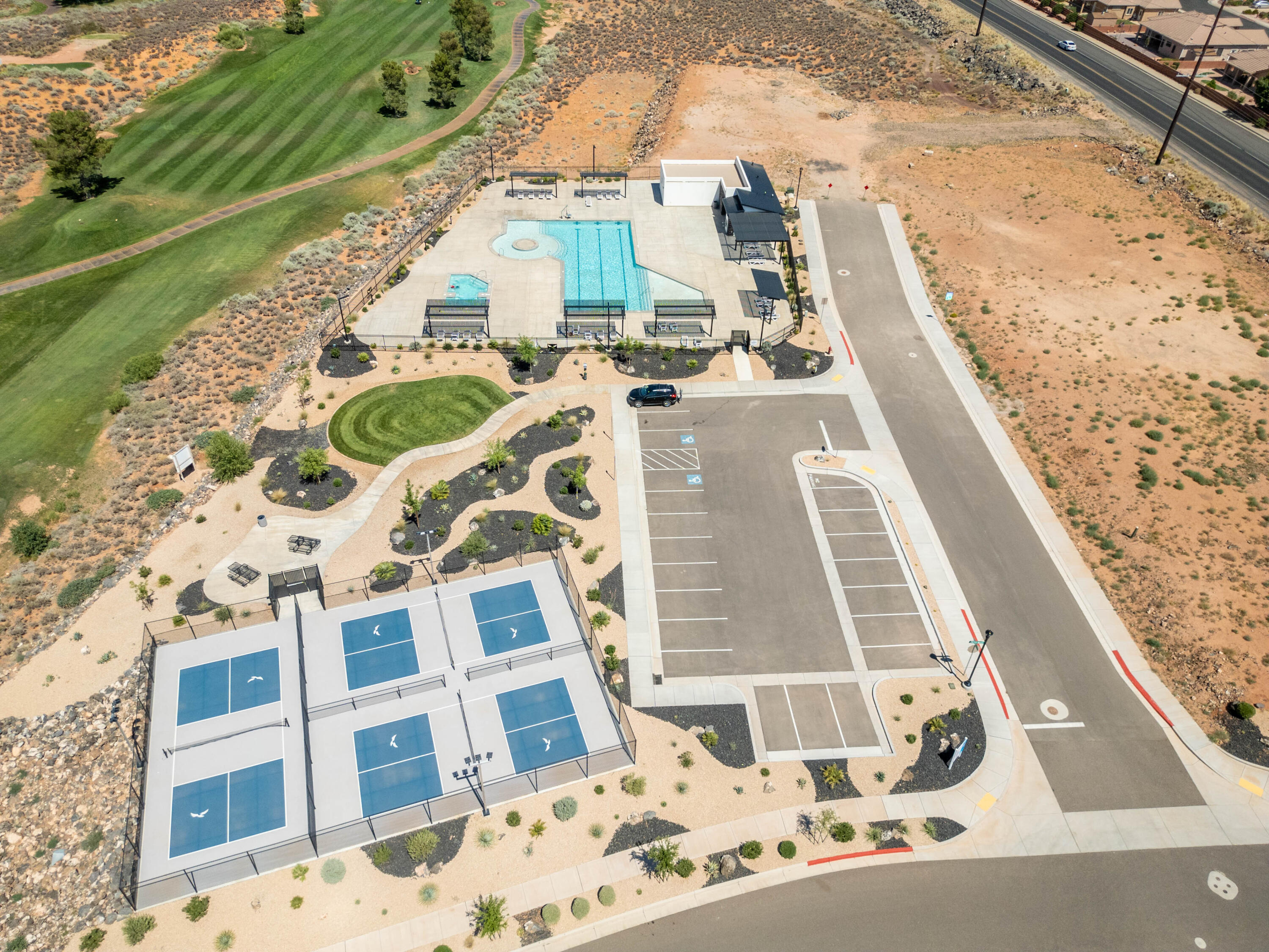 EAGLE POINTE - Residential