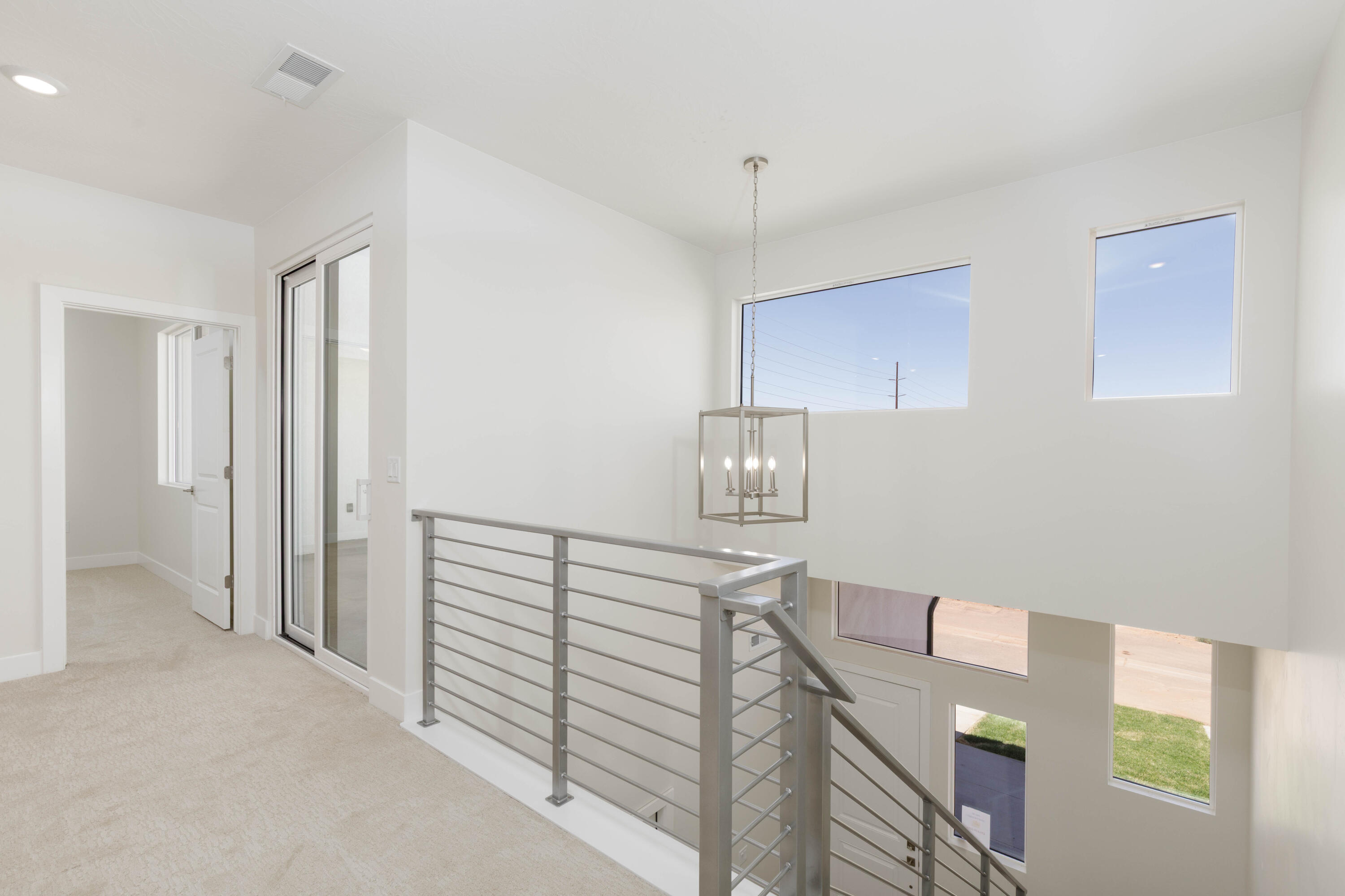 EAGLE POINTE - Residential