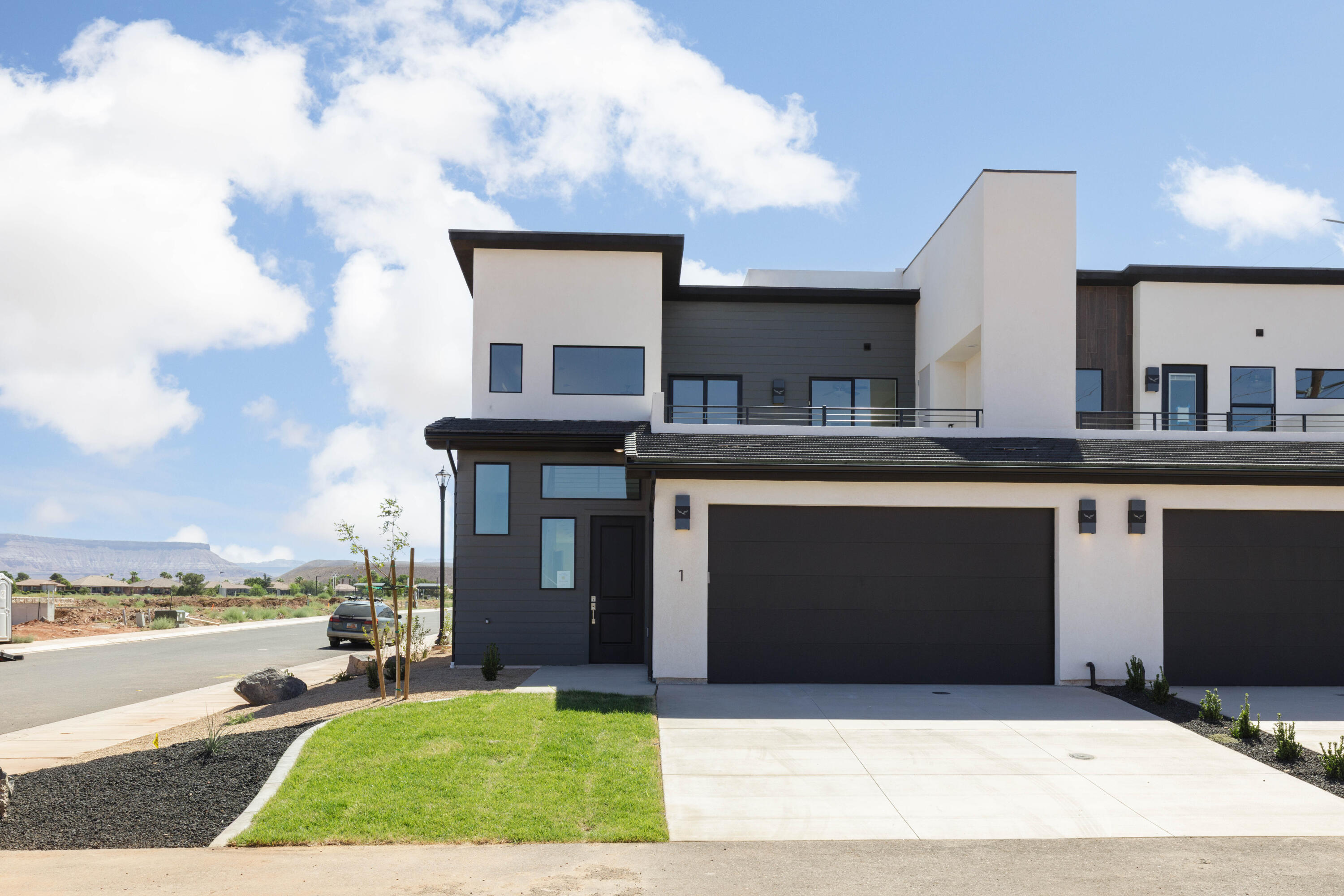 EAGLE POINTE - Residential