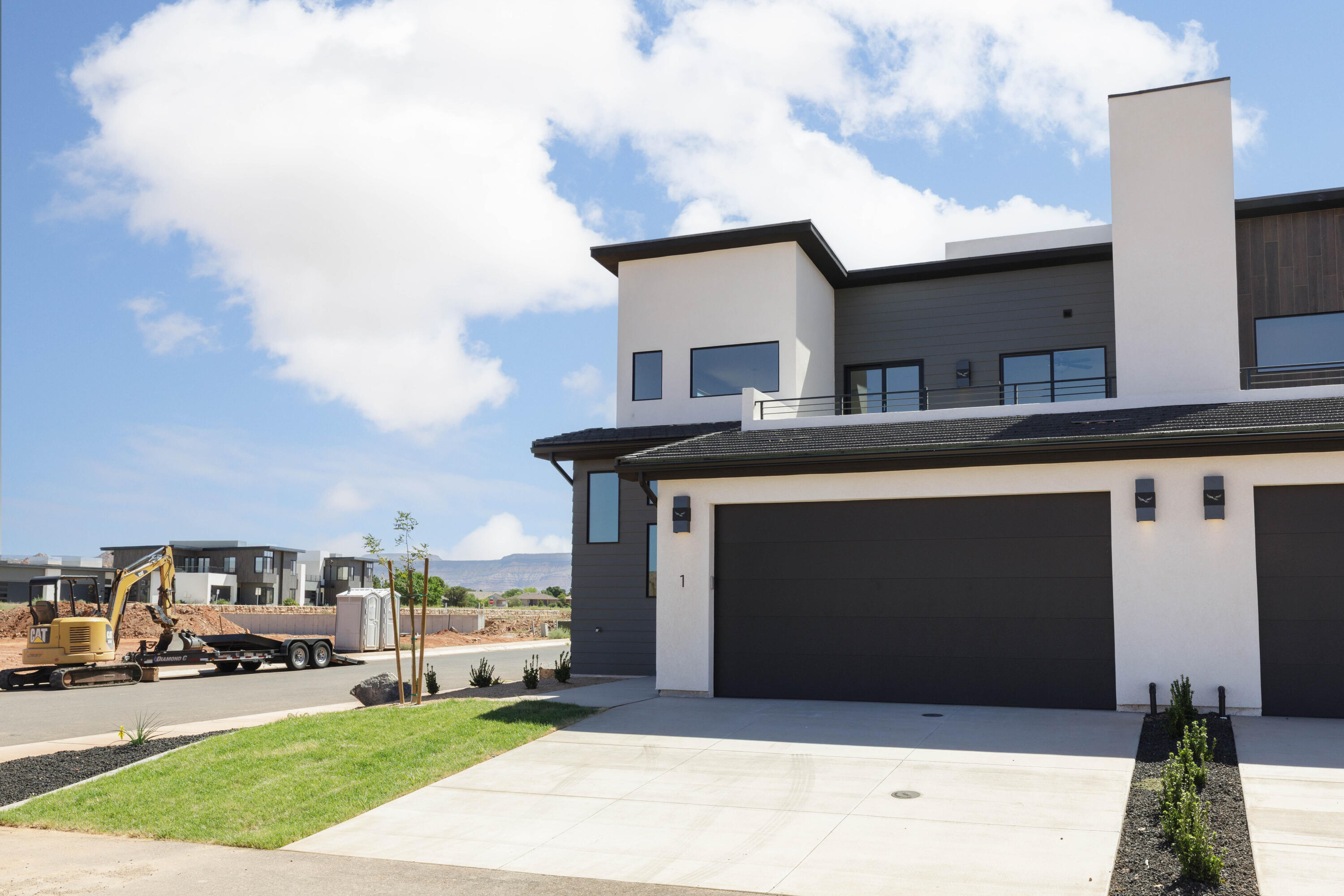 EAGLE POINTE - Residential