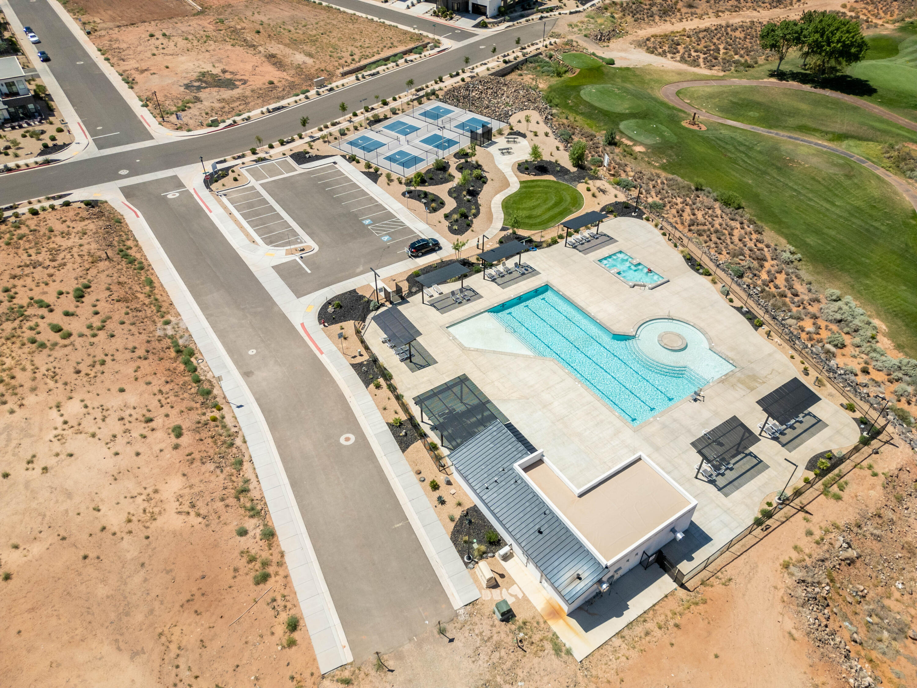 EAGLE POINTE - Residential