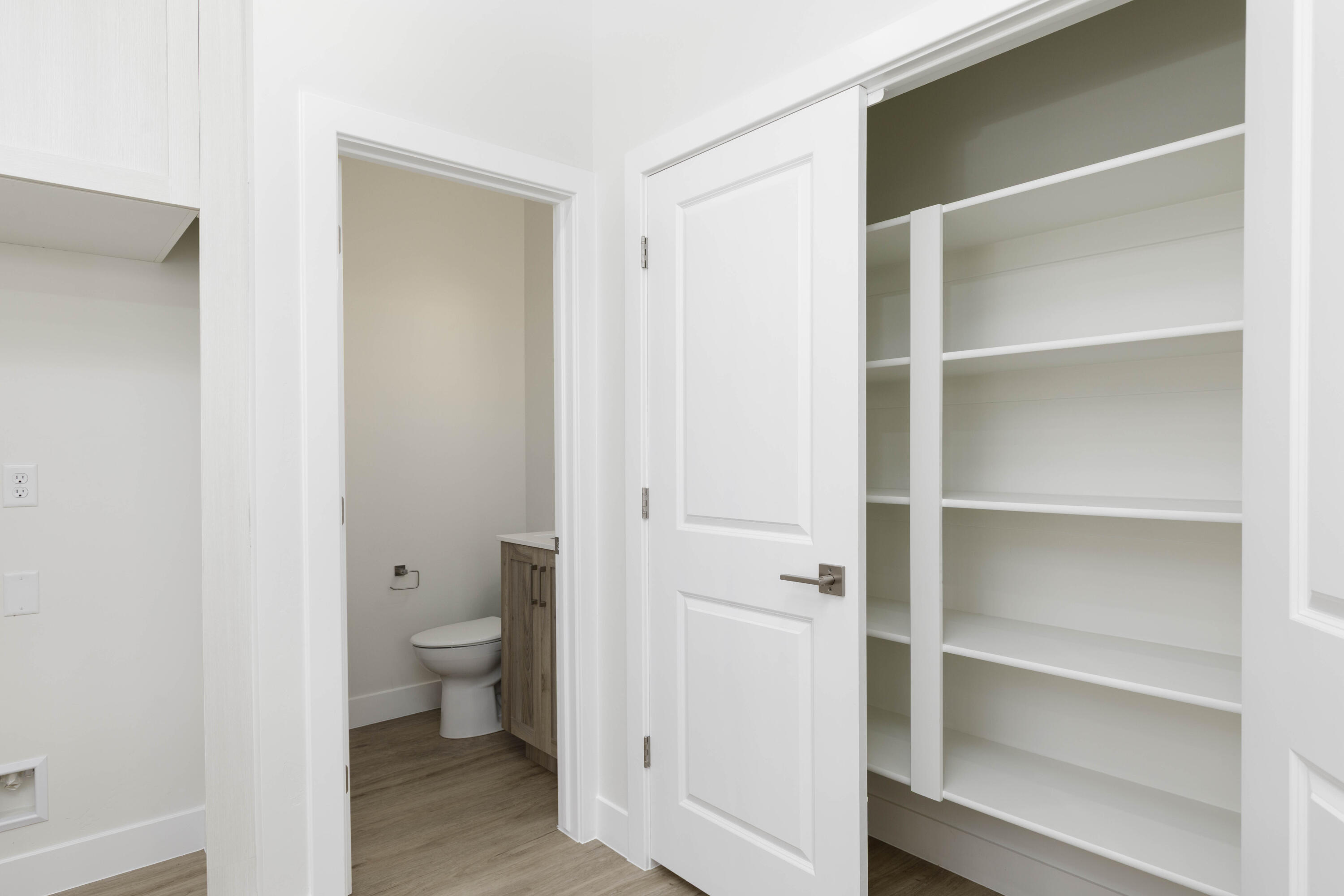 EAGLE POINTE - Residential