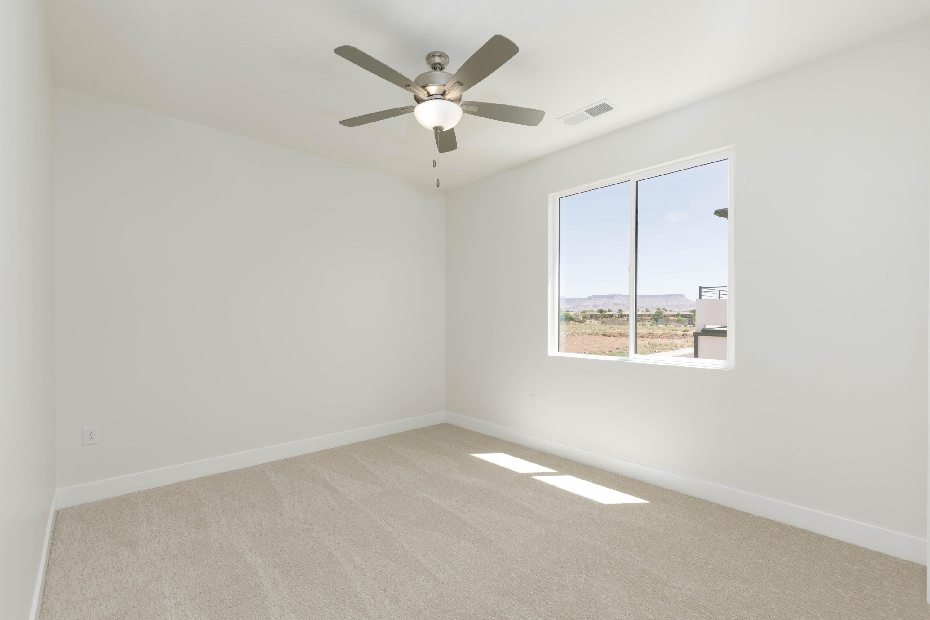 EAGLE POINTE - Residential