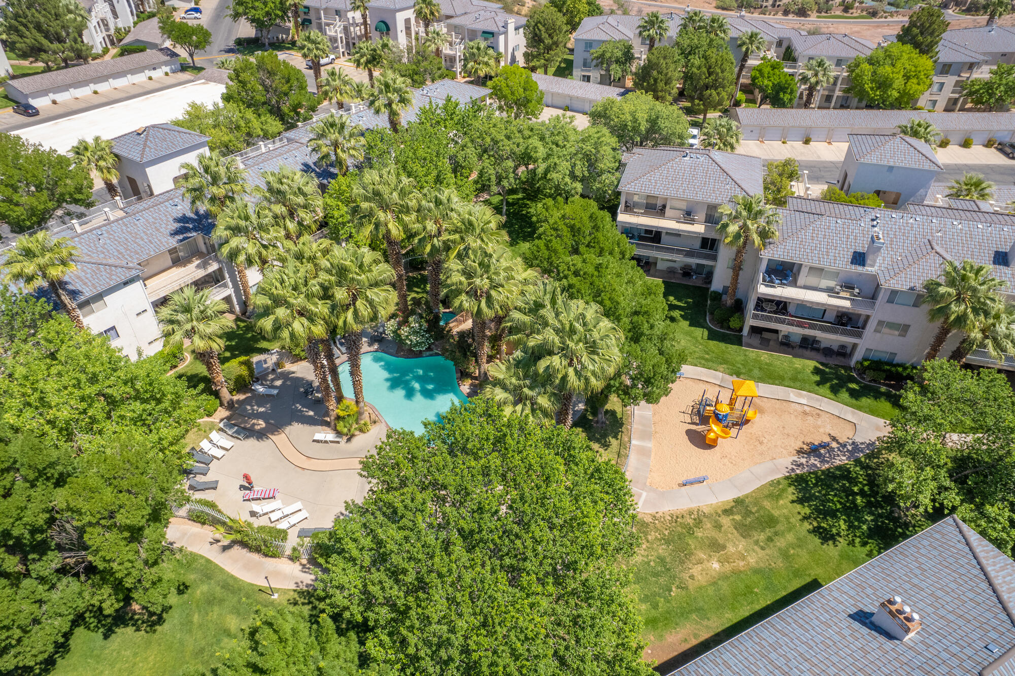 LAS PALMAS RESORT CONDOS - Residential