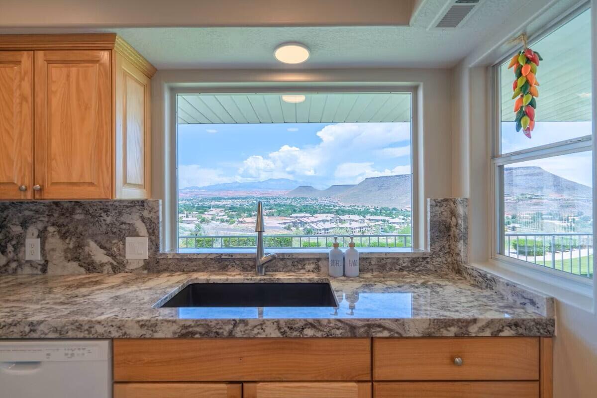 LAS PALMAS RESORT CONDOS - Residential