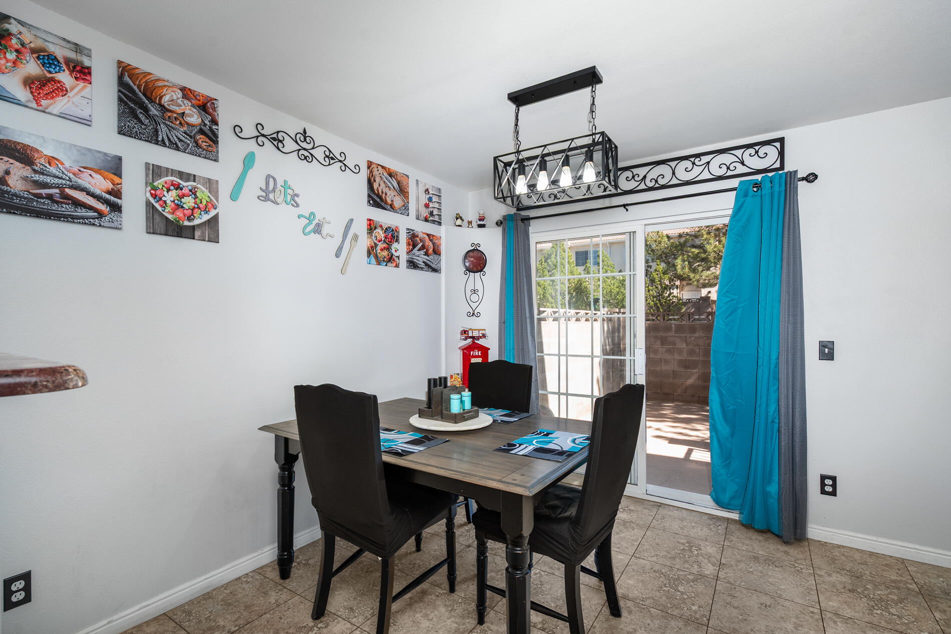 EAGLE POINTE - Residential