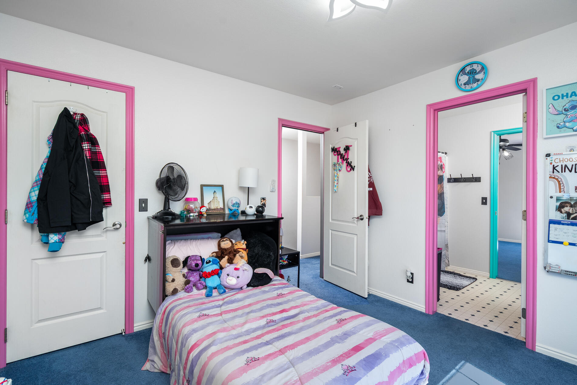 EAGLE POINTE - Residential