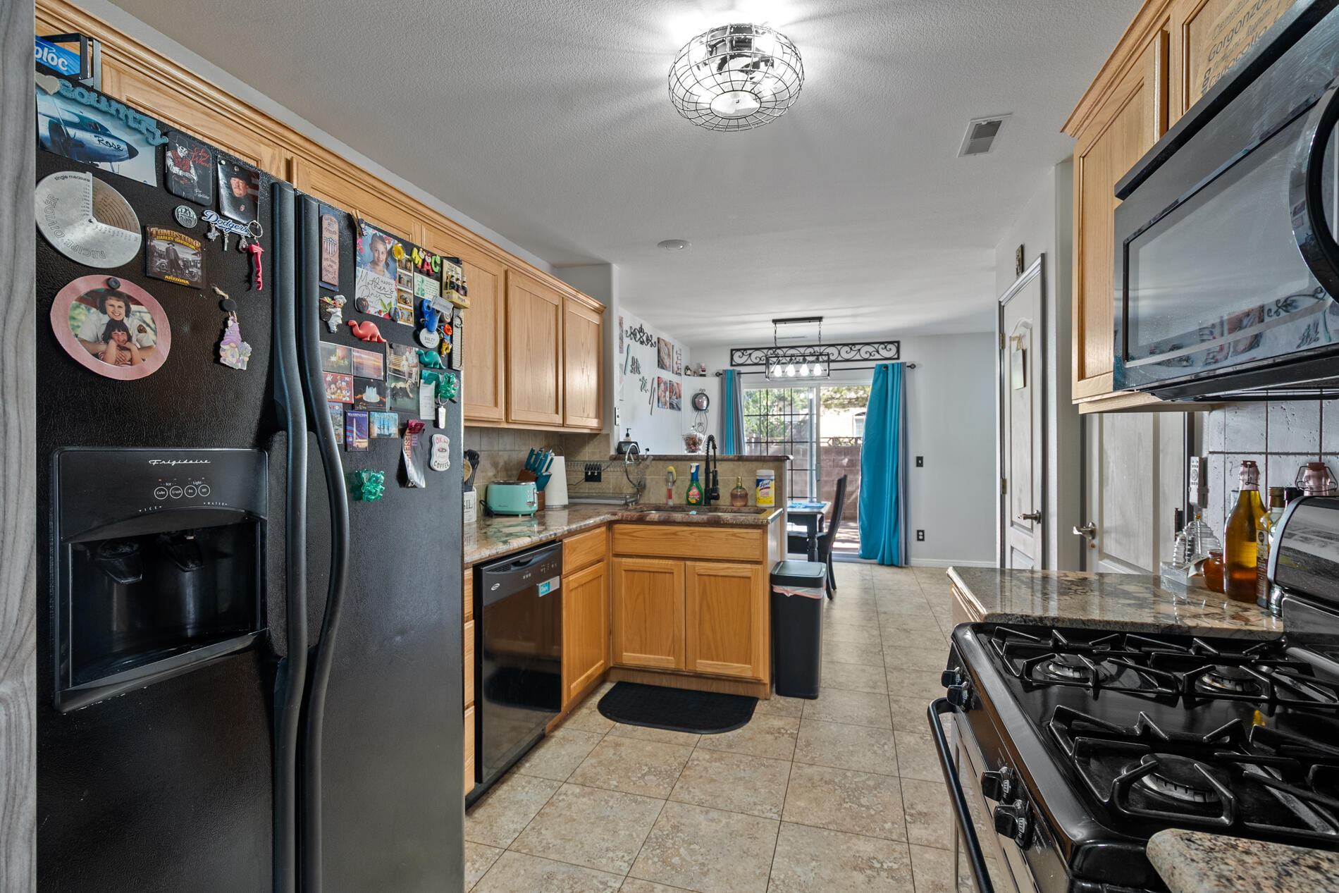 EAGLE POINTE - Residential