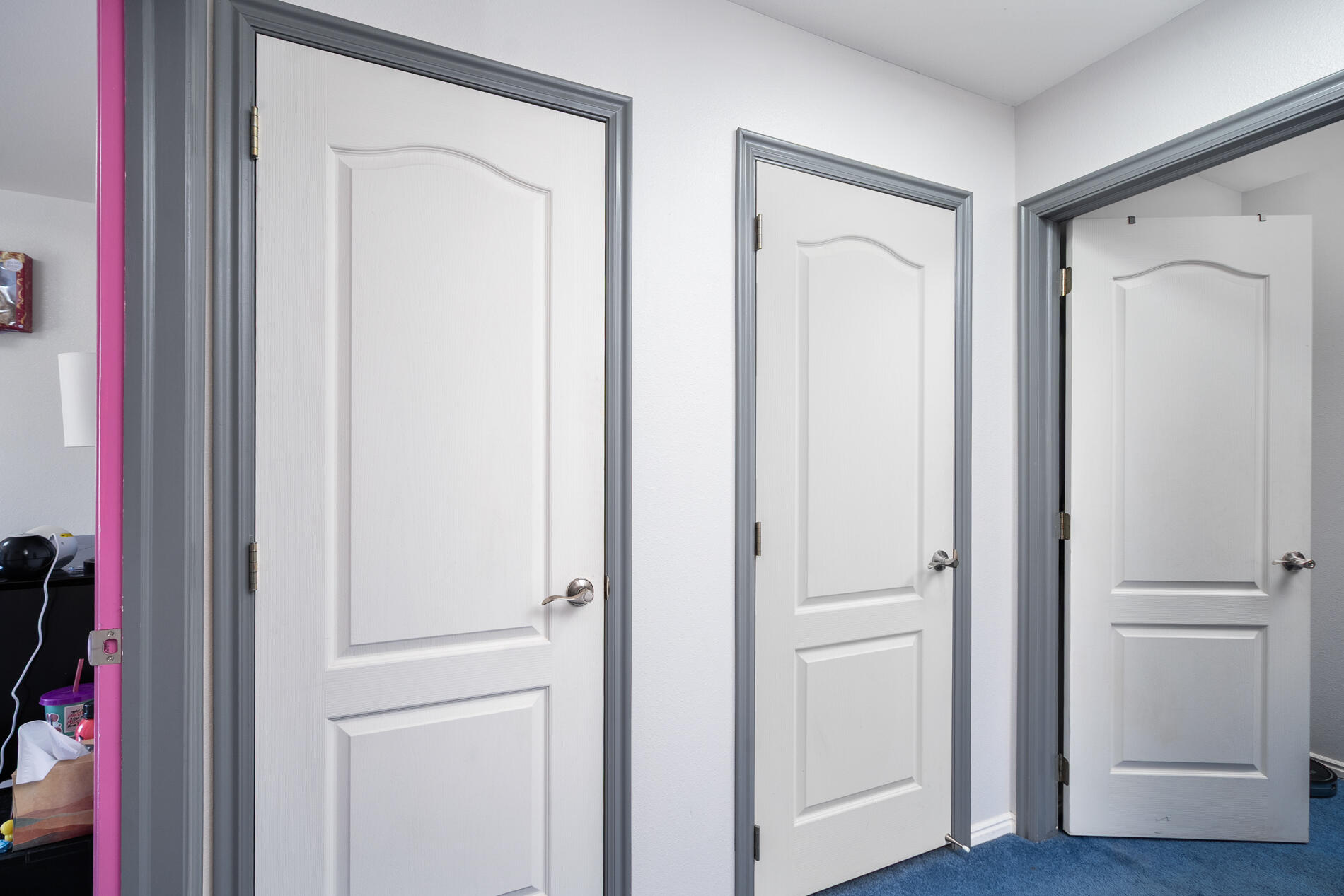 EAGLE POINTE - Residential