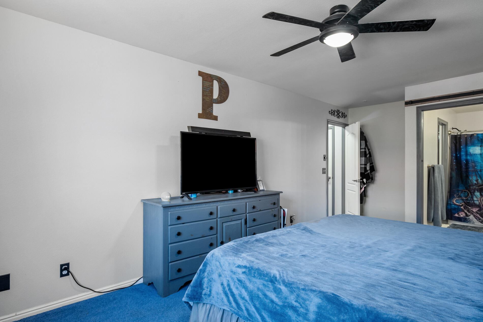 EAGLE POINTE - Residential