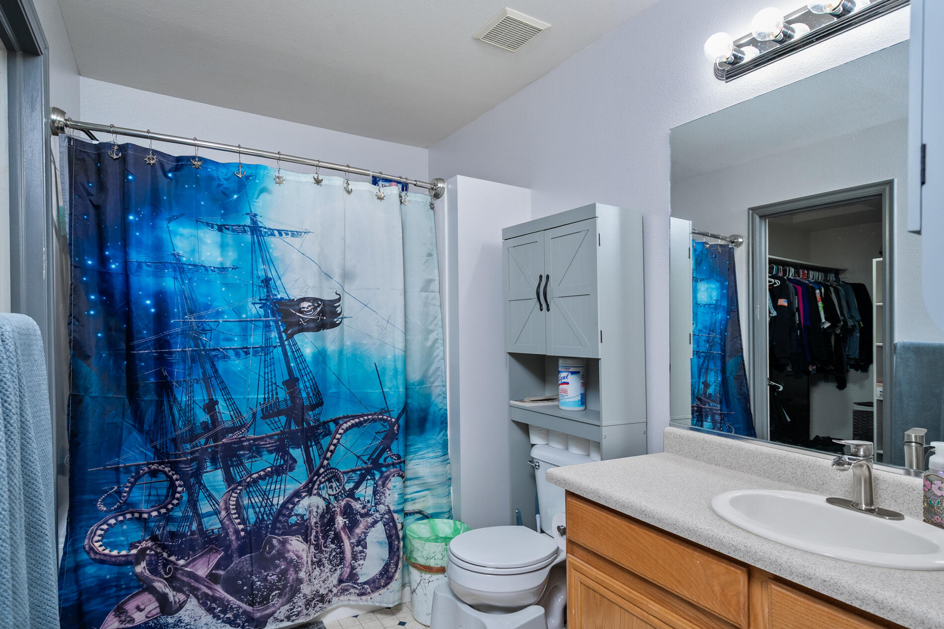 EAGLE POINTE - Residential