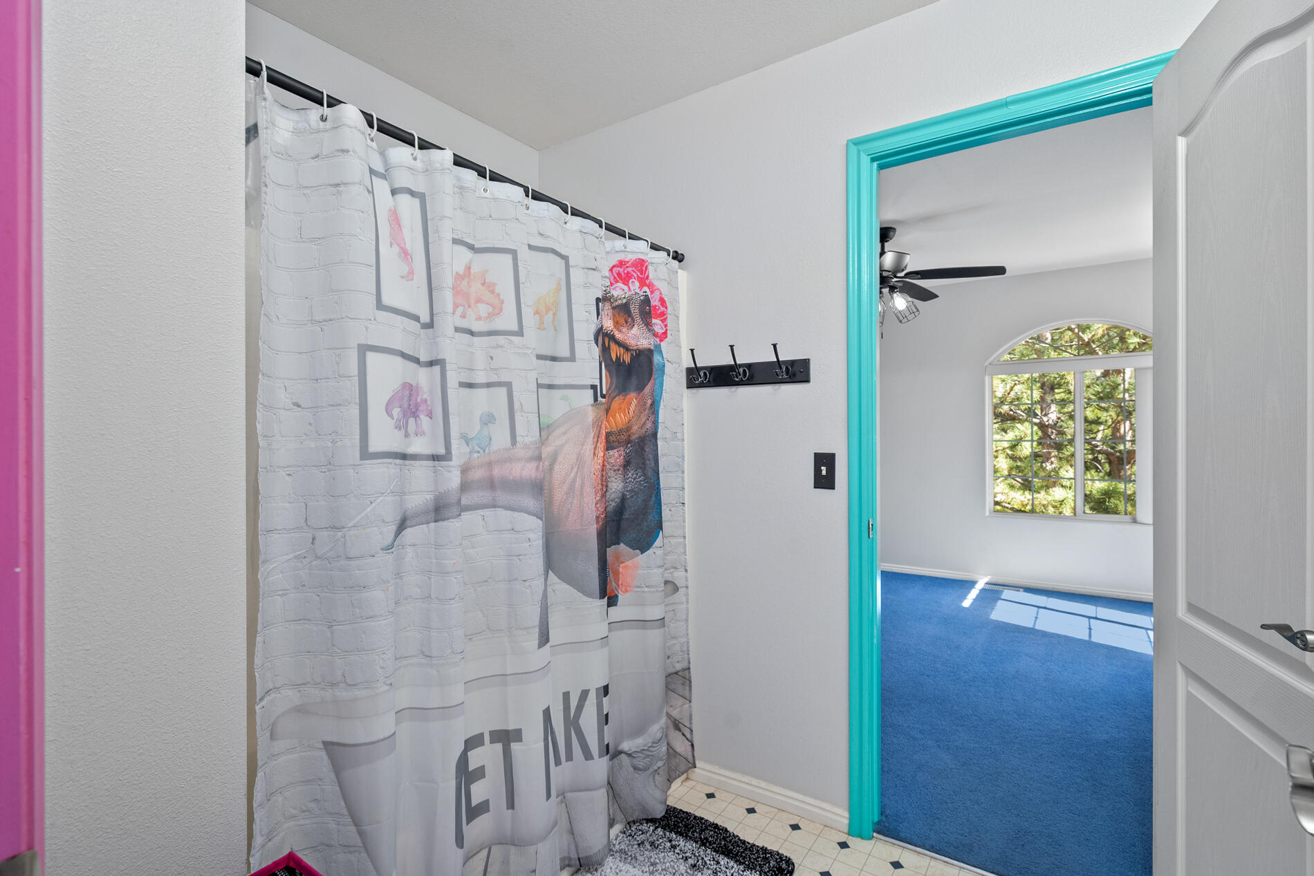 EAGLE POINTE - Residential