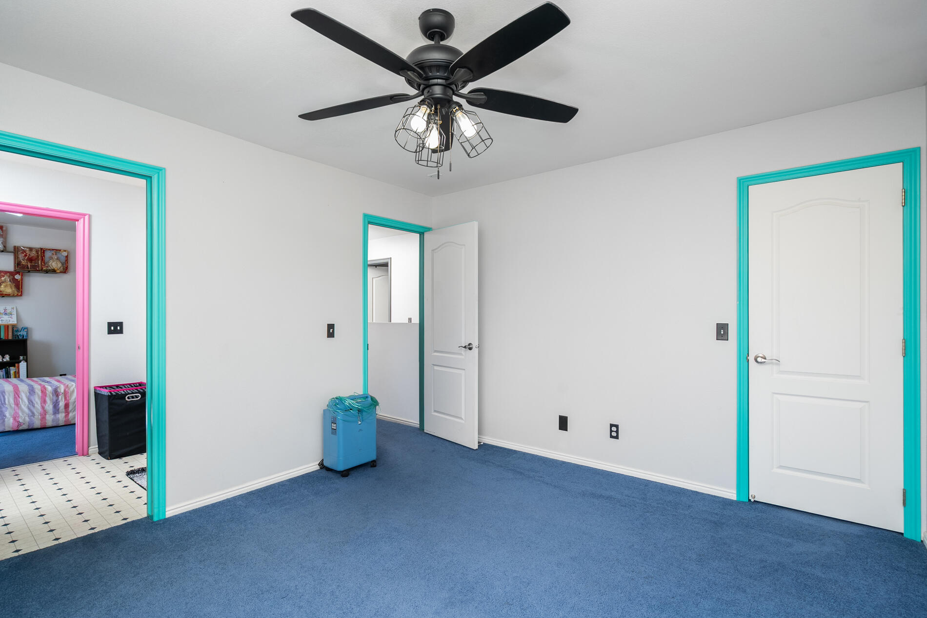 EAGLE POINTE - Residential