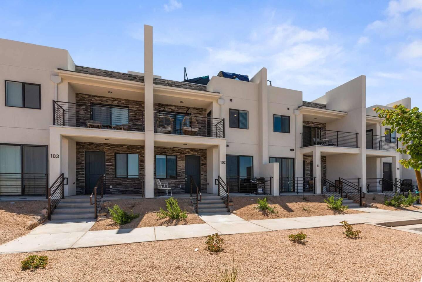 DESERT COLOR RESORT - Residential
