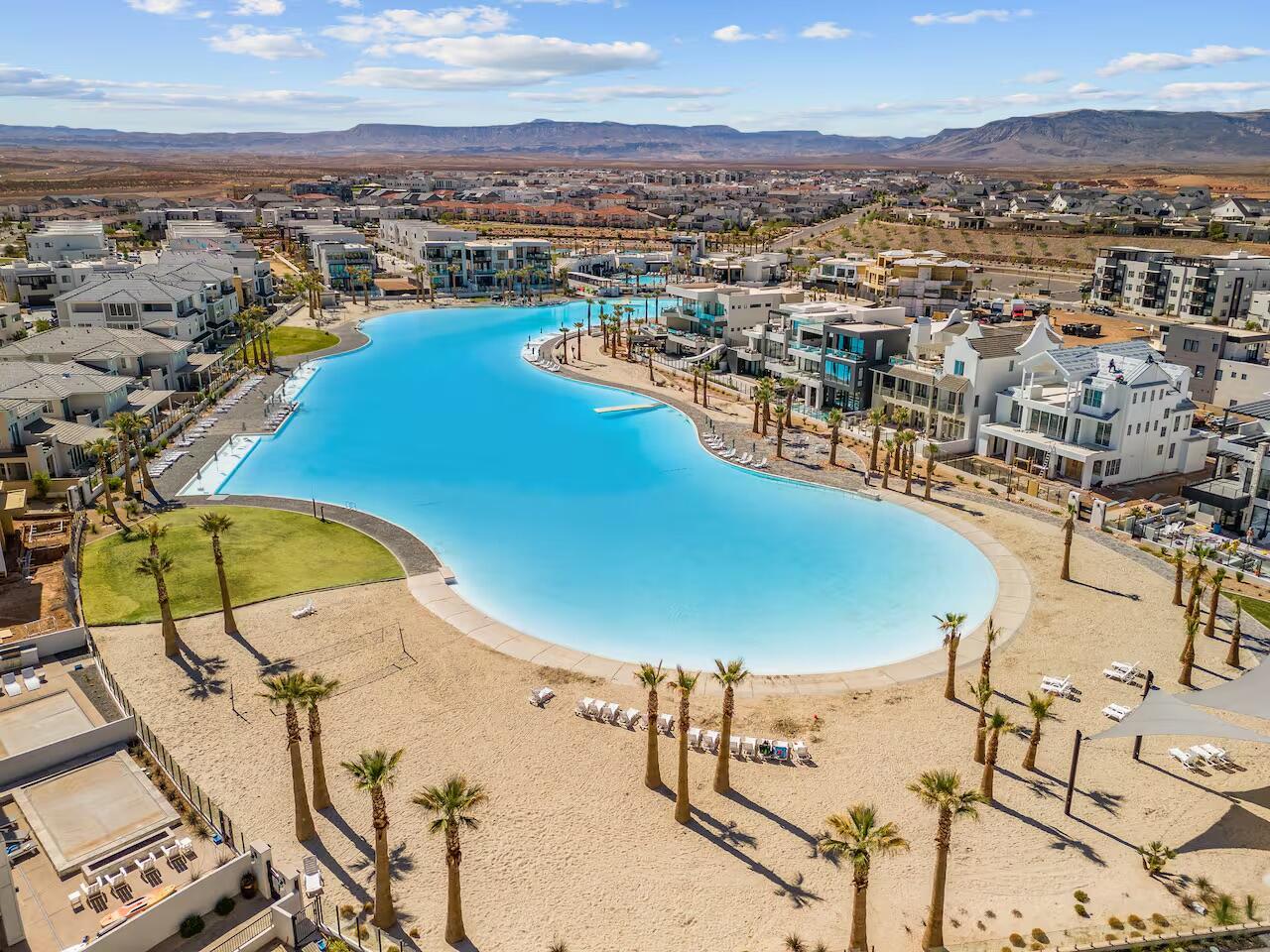 DESERT COLOR RESORT - Residential