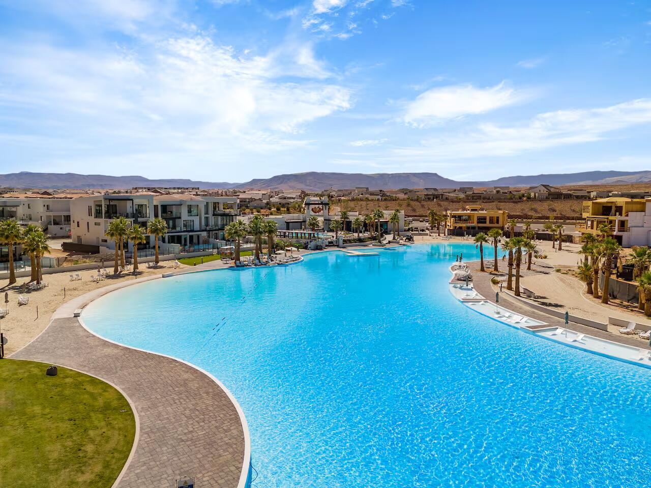 DESERT COLOR RESORT - Residential