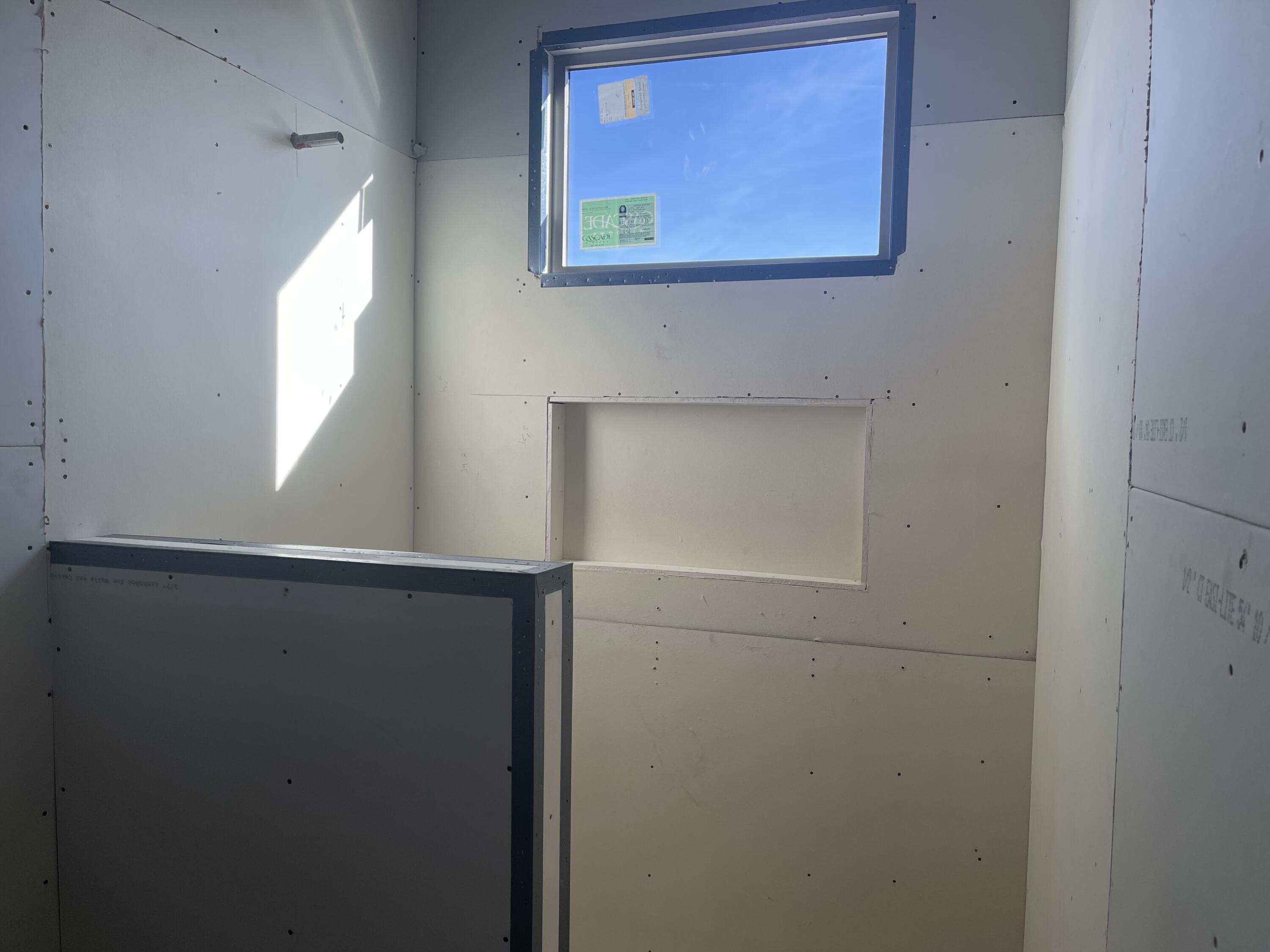 HURRICANE VIEWS - Residential